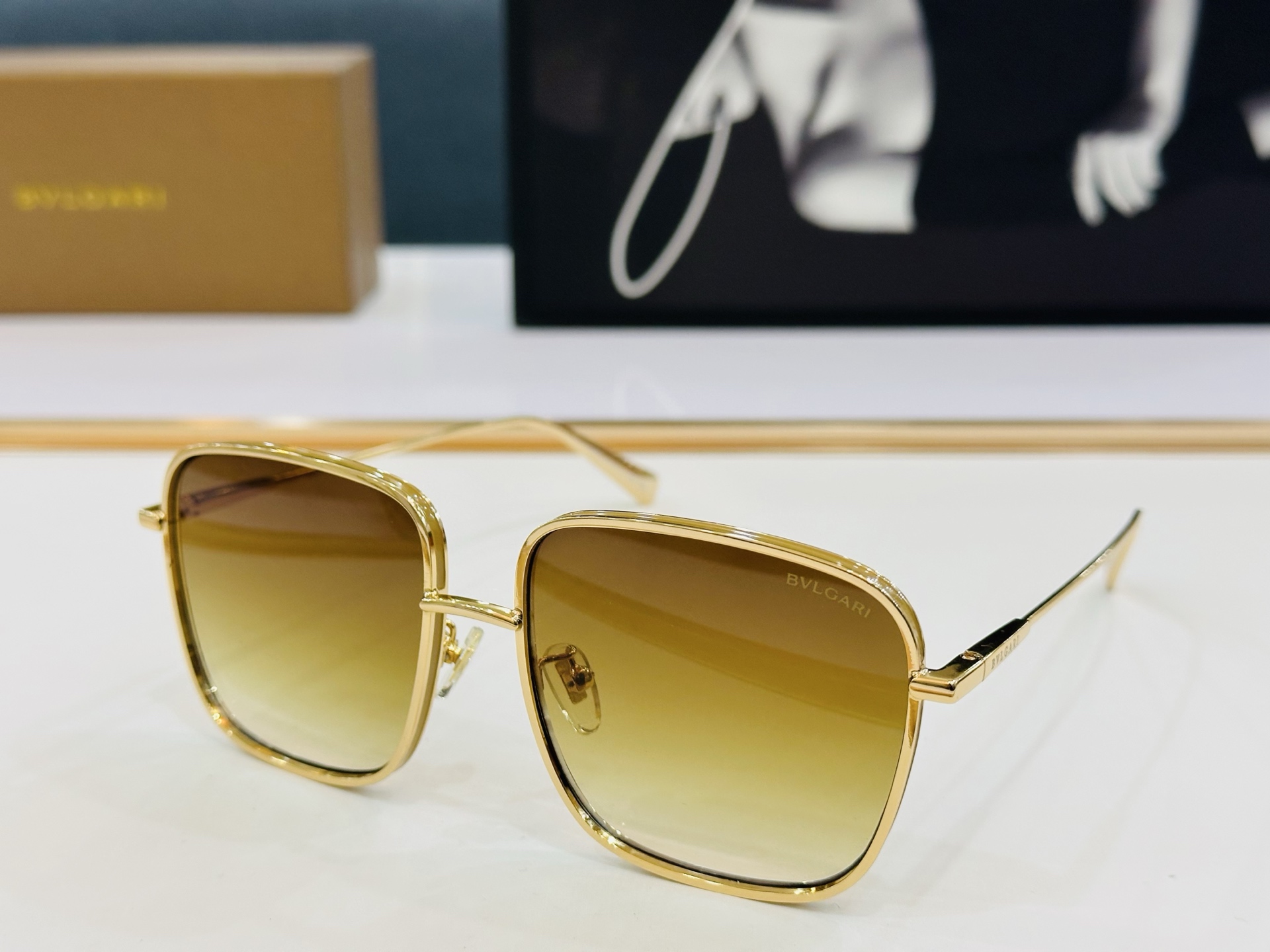 🆕款 官网同售 宝格家 BV40016U 👍 Size ：57口16-145 绝对要买😎品质非常完美 C