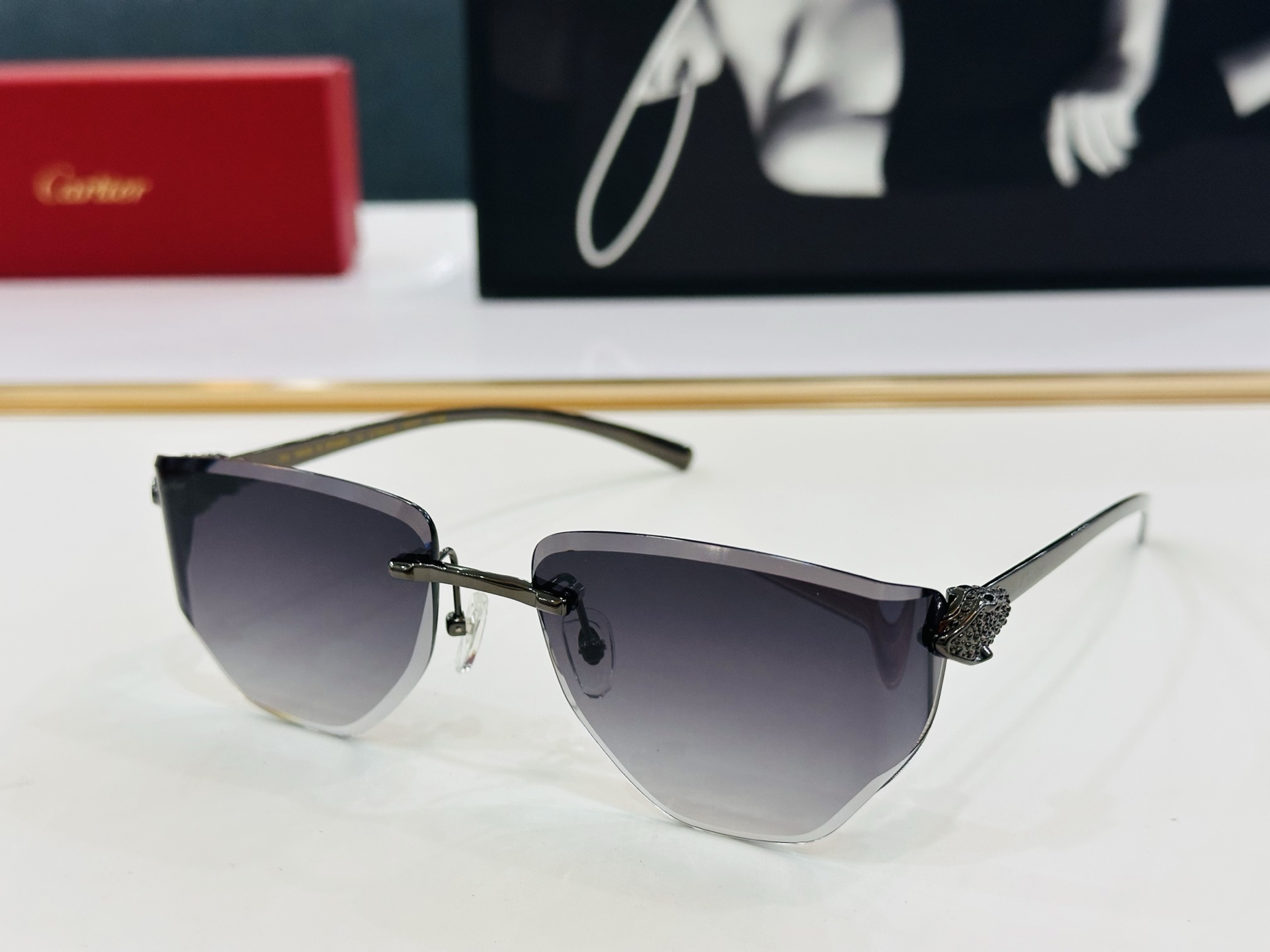 🆕 原版Cartie* 卡家 官网经典款 太阳镜 CT0642S Size：59口17-130 电镀工艺