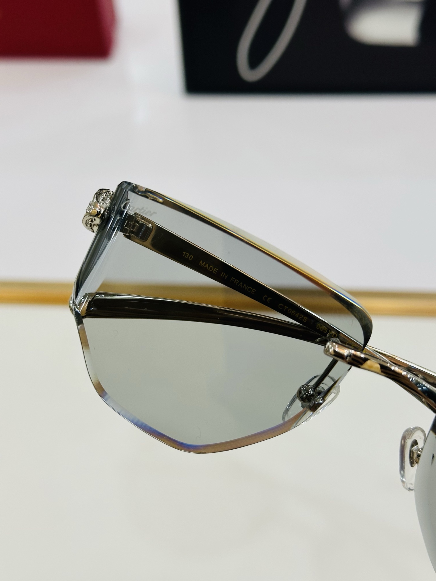 🆕 原版Cartie* 卡家 官网经典款 太阳镜 CT0642S Size：59口17-130 电镀工艺