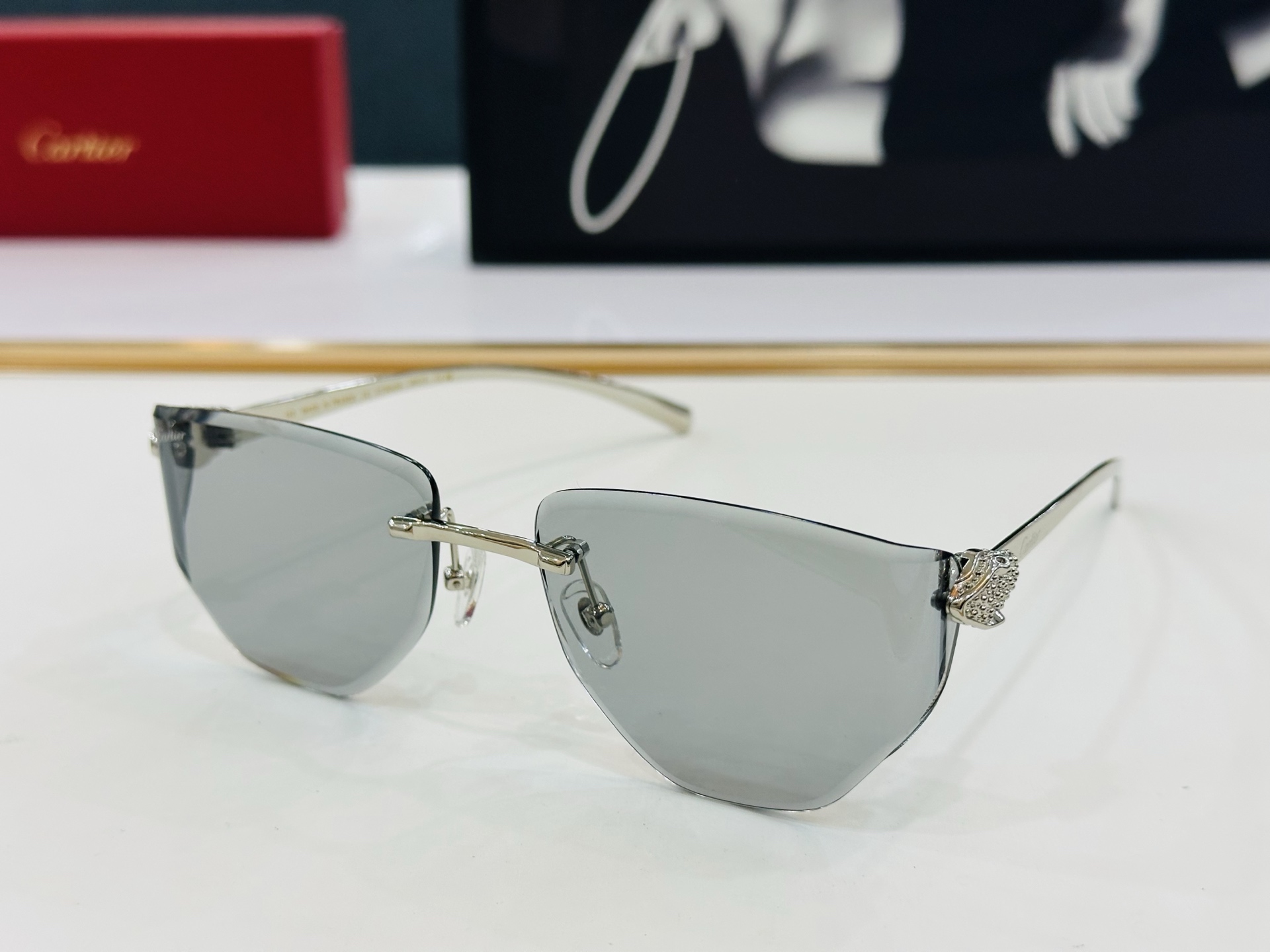 🆕 原版Cartie* 卡家 官网经典款 太阳镜 CT0642S Size：59口17-130 电镀工艺