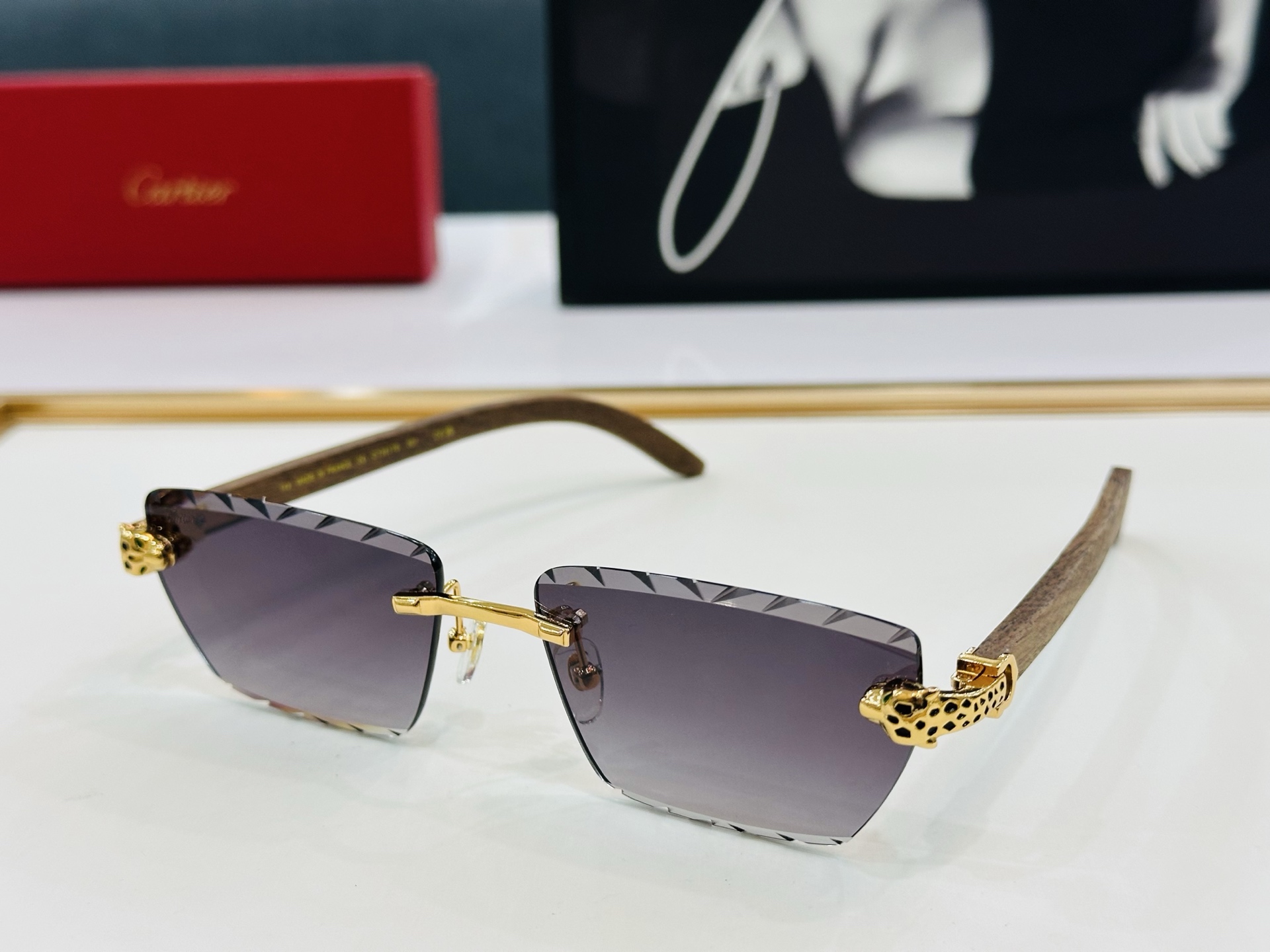 🆕 原版Cartie* 卡家 官网经典款 太阳镜 CT0617S Size：57口18-145 电镀工艺