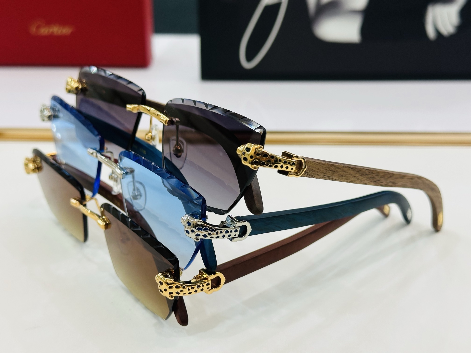 🆕 原版Cartie* 卡家 官网经典款 太阳镜 CT0617S Size：57口18-145 电镀工艺