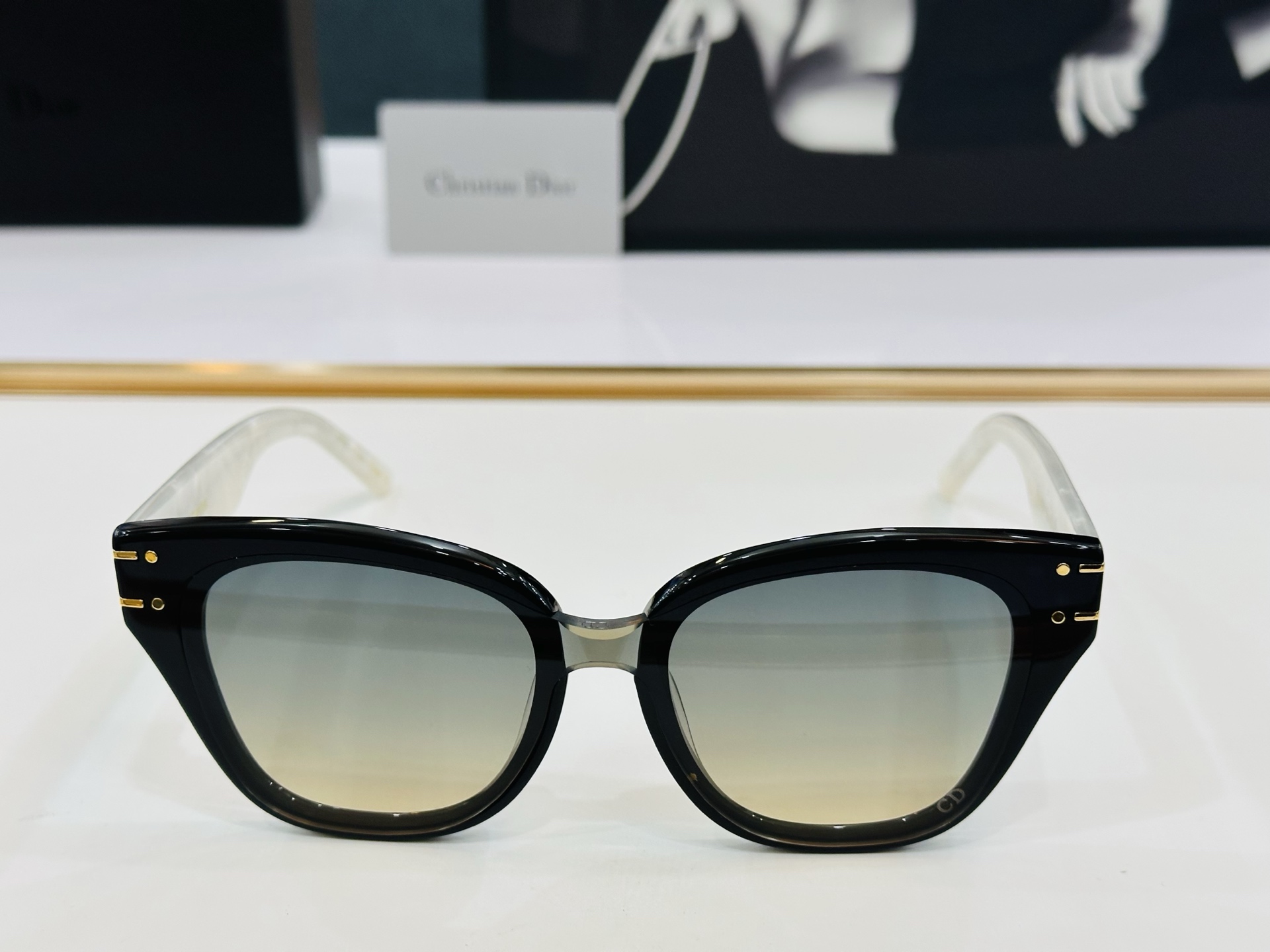 🔻🔻🔻DIO* DSGTA29UCR 迪家 Size：53口20-145春夏款墨镜 😎🔆🔥🔥搭配镜腿精致