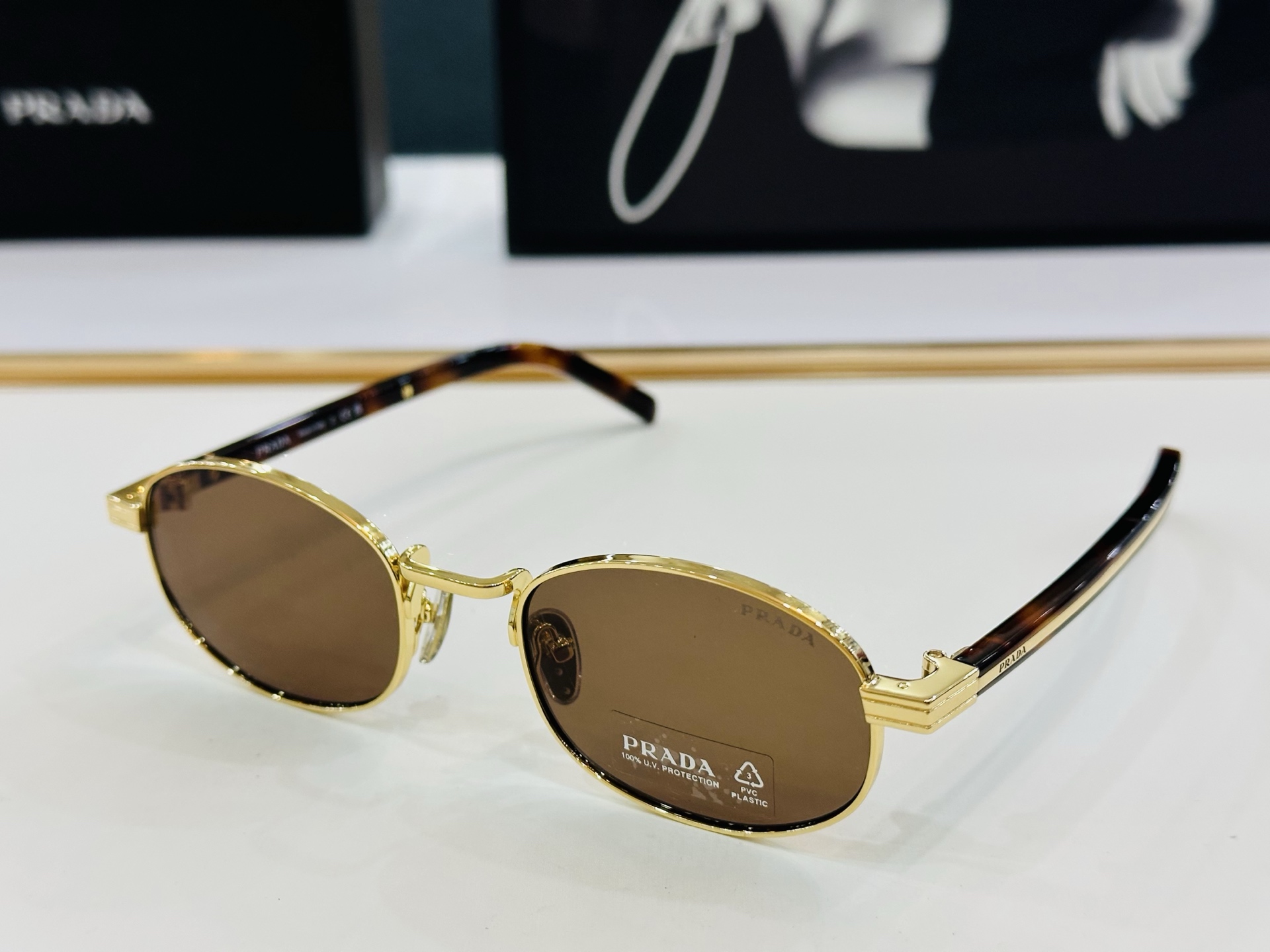 🔺PRAD*🔻普家 PRB53S Size：53口21-145     眼镜系列堪称精湛制作 彰显独特个