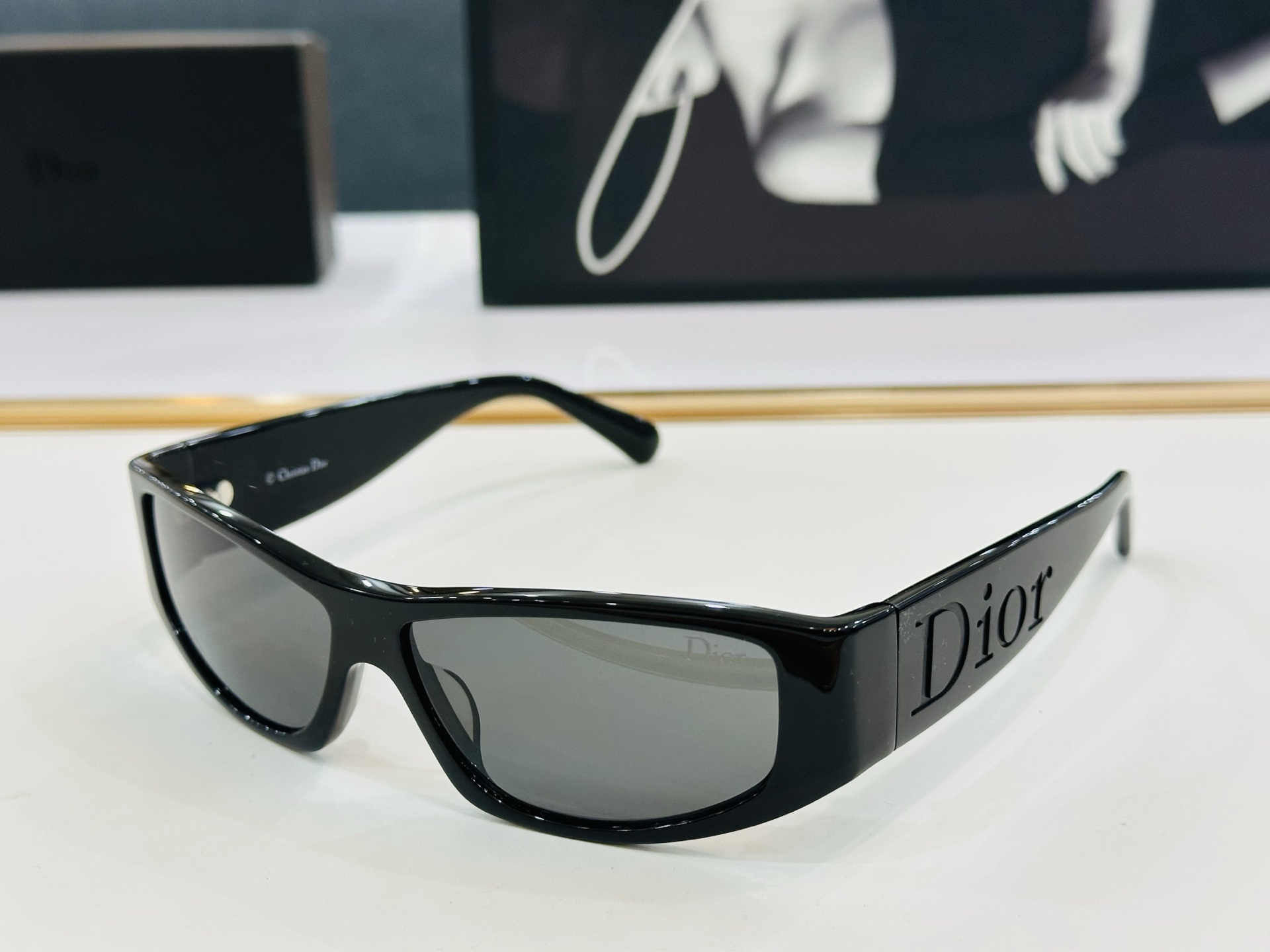 🔻🔻🔻DIO* 迪家 E3R Size：62口13-120 春夏款墨镜 😎🔆🔥🔥搭配镜腿精致 F 官网款