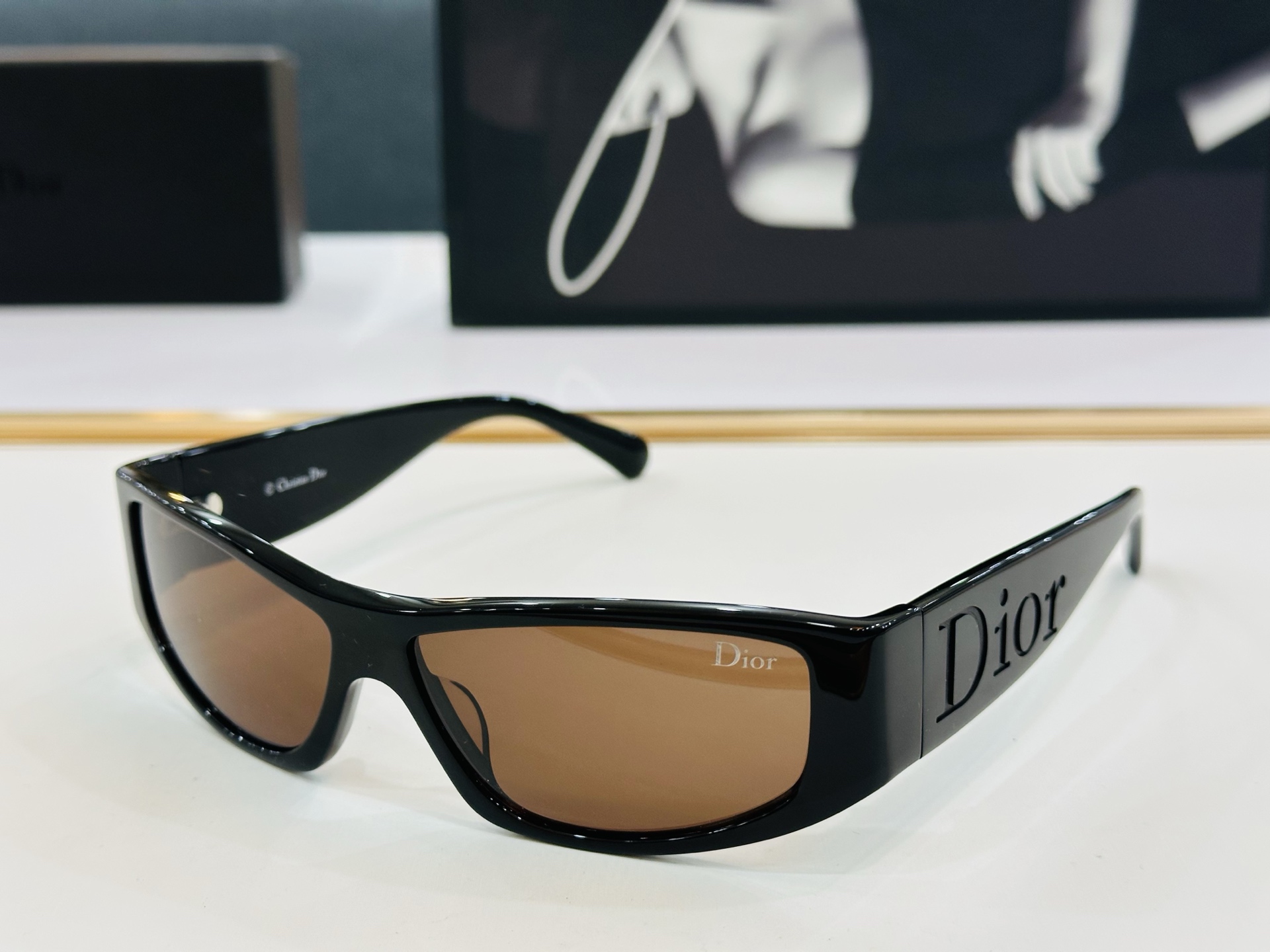 🔻🔻🔻DIO* 迪家 E3R Size：62口13-120 春夏款墨镜 😎🔆🔥🔥搭配镜腿精致 F 官网款