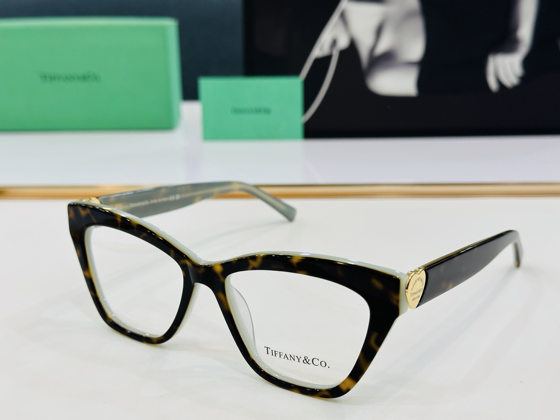 蒂芙家 Tiffany & CO. TF2270  Size：54口19-145 时尚太阳镜架 👍Z多色