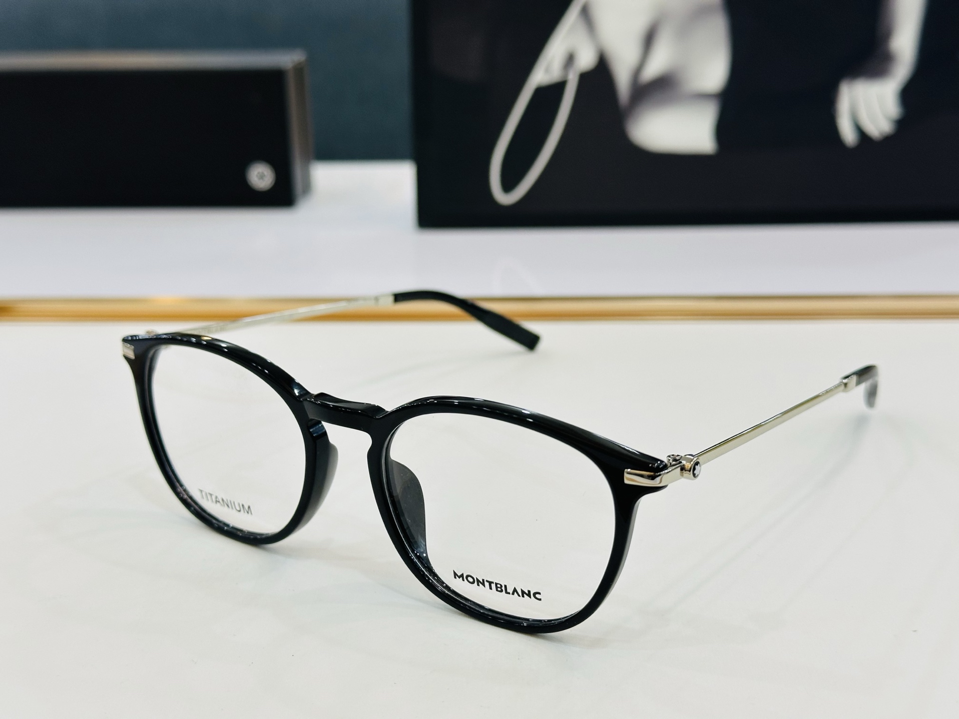 官网新品 MONTBLANC 万宝龙 MB0375OA Size：53口19-150  做工精良 👍👍E