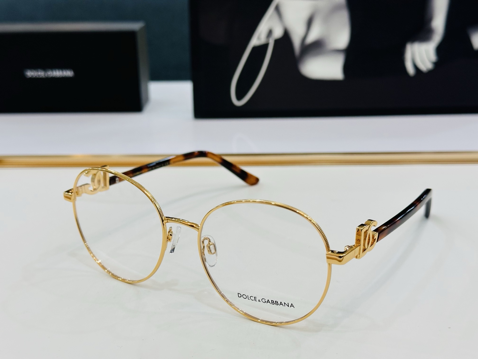 DOLCE&GABBANA* 杜家 DG1339 size：56口18-145  质量杠杠的 👍喜欢的快