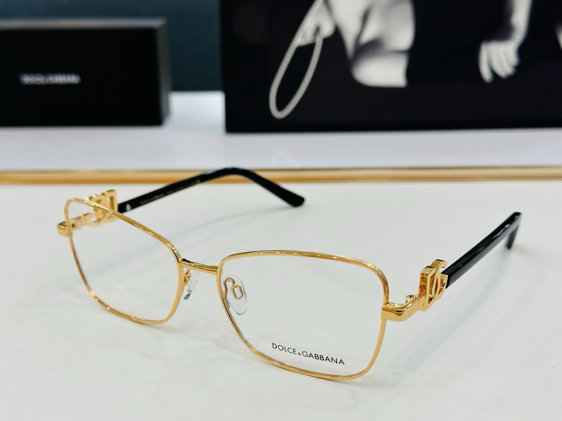 DOLCE&GABBANA* 杜家 DG1338 size：57口17-145  质量杠杠的 👍喜欢的快