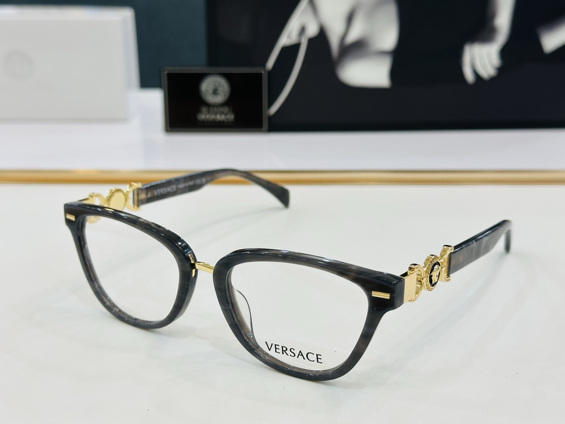 🎉🎉范思家 VERSACE✨✨✨MODEL：VE3336  Size：51口20-145 ✨L有范 
