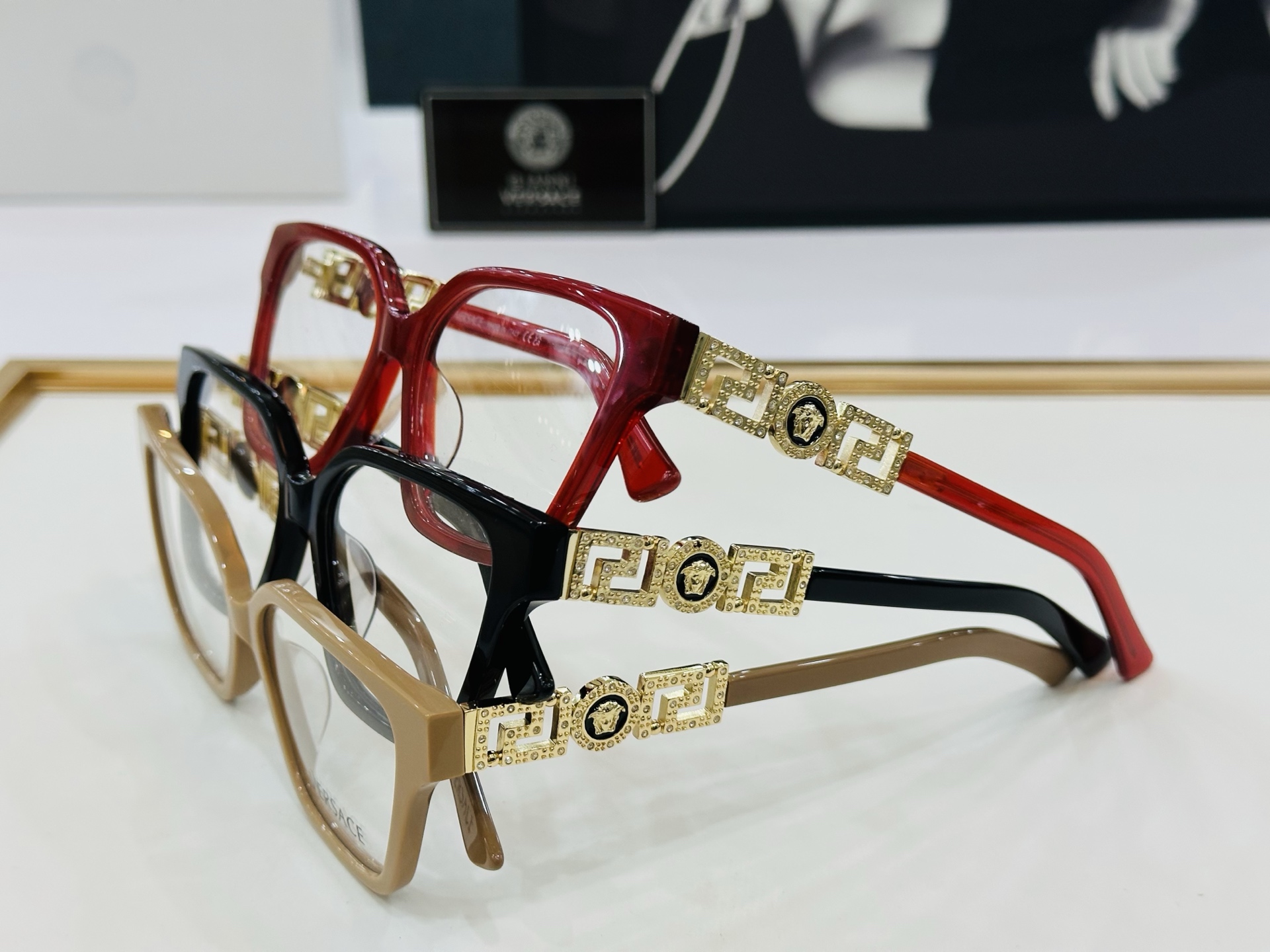 🎉🎉范思家 VERSACE✨✨✨MODEL：VE3358 Size：52口17-145 ✨L有范 
