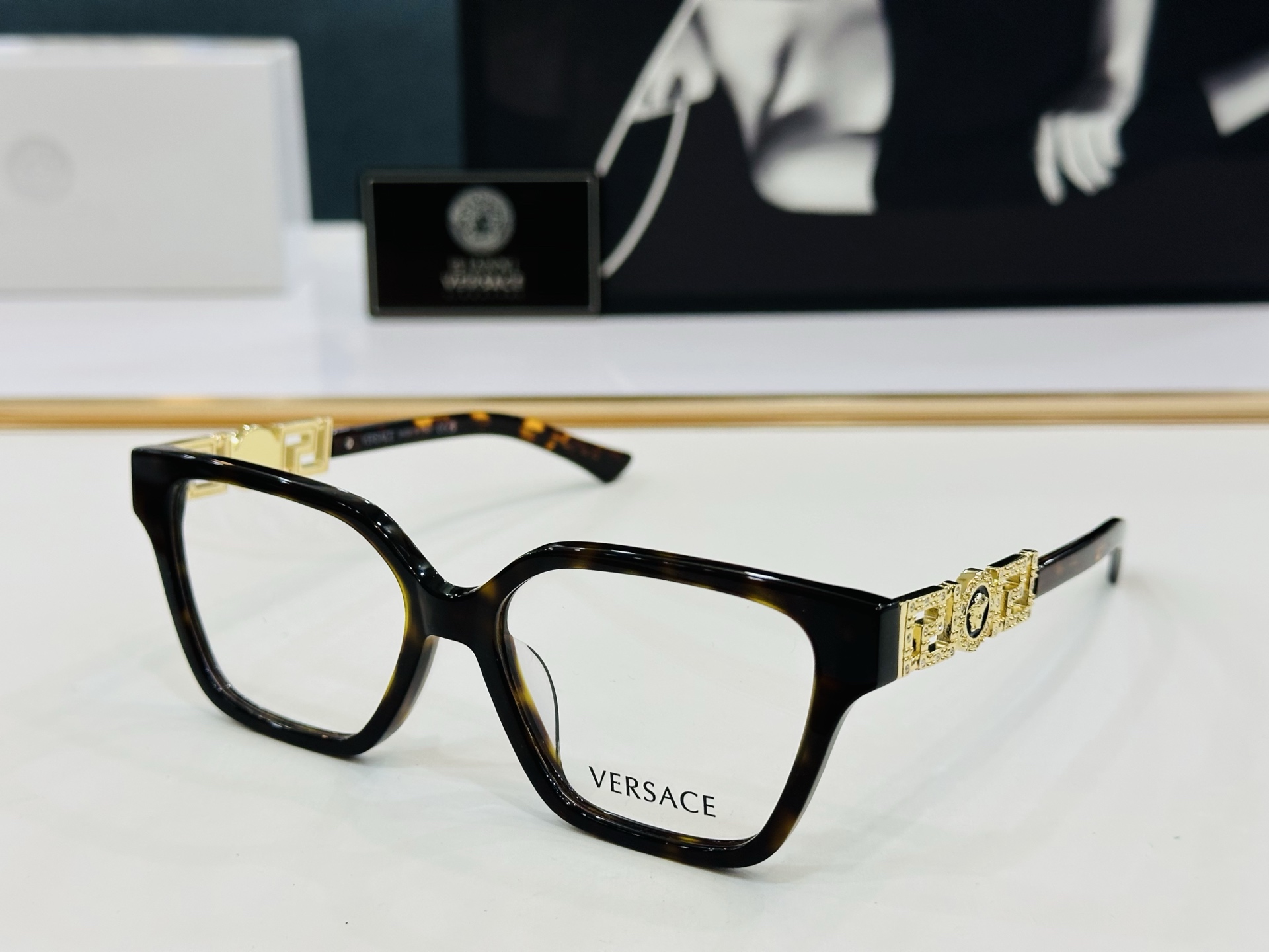 🎉🎉范思家 VERSACE✨✨✨MODEL：VE3358 Size：52口17-145 ✨L有范 