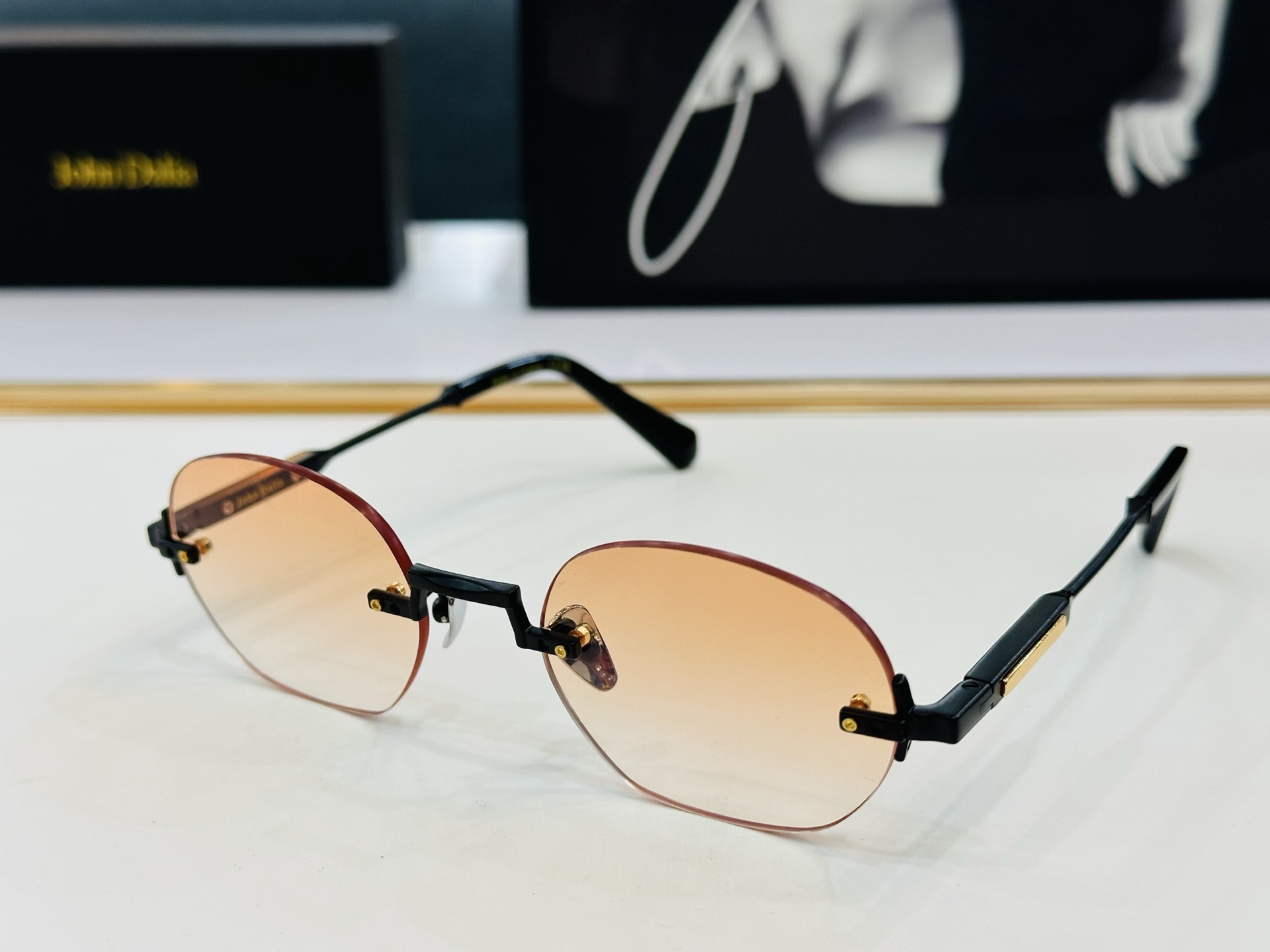 JACQUES MARIE C451 Size：53口20-145 日本手工眼镜 镜框採用上板材打造出 
