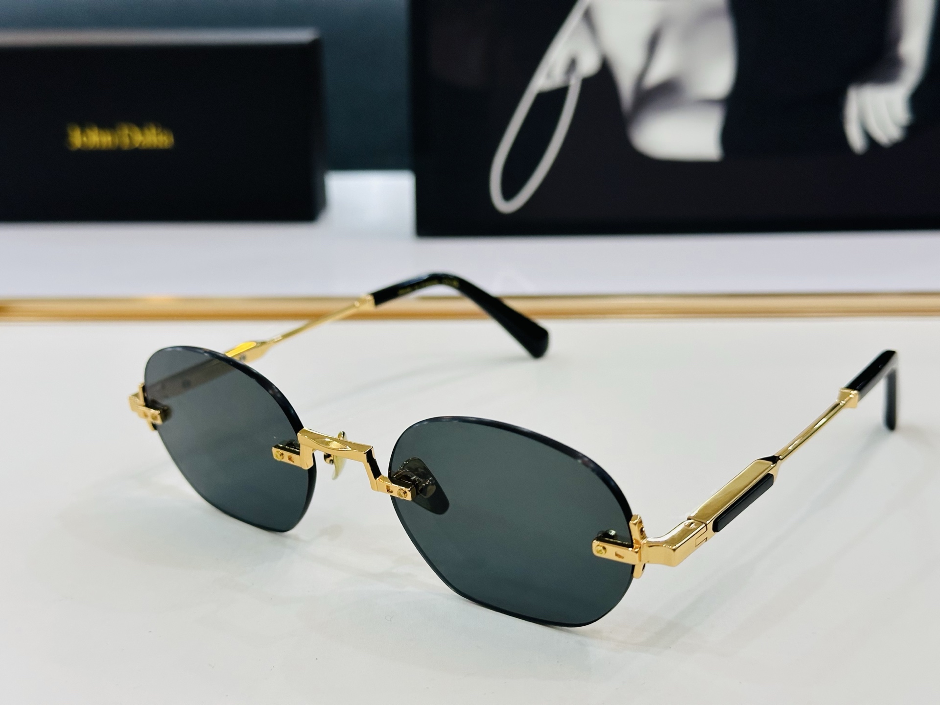 JACQUES MARIE C451 Size：53口20-145 日本手工眼镜 镜框採用上板材打造出 
