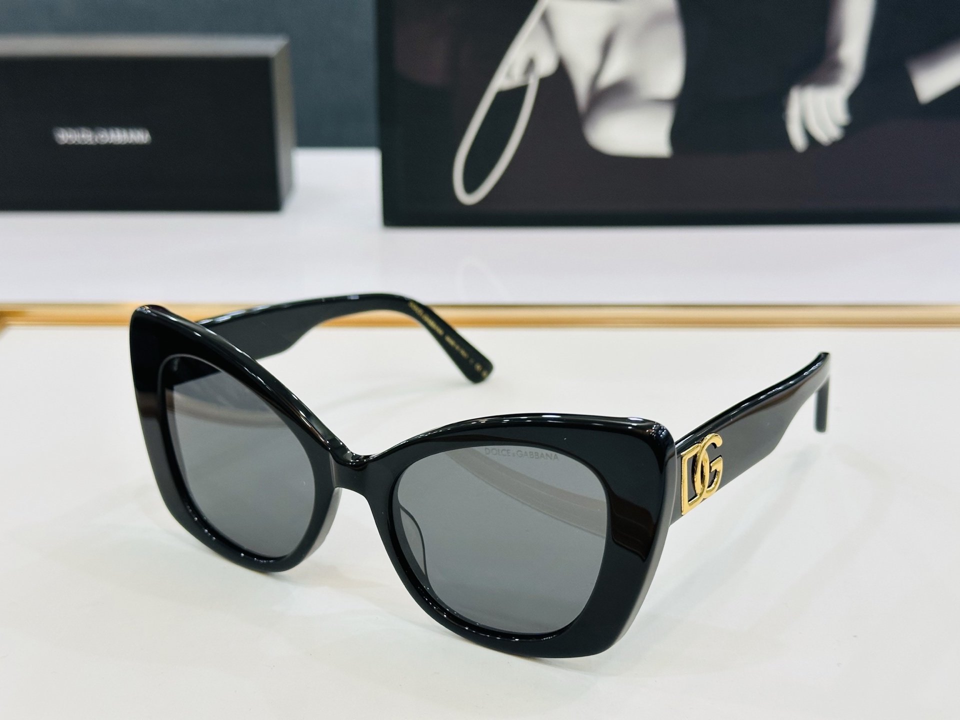 🆕 官网款 🔺DOLCE&GABBAN*🔻DG4405  Size：53口20-140 新颖独特🔝🔝b美