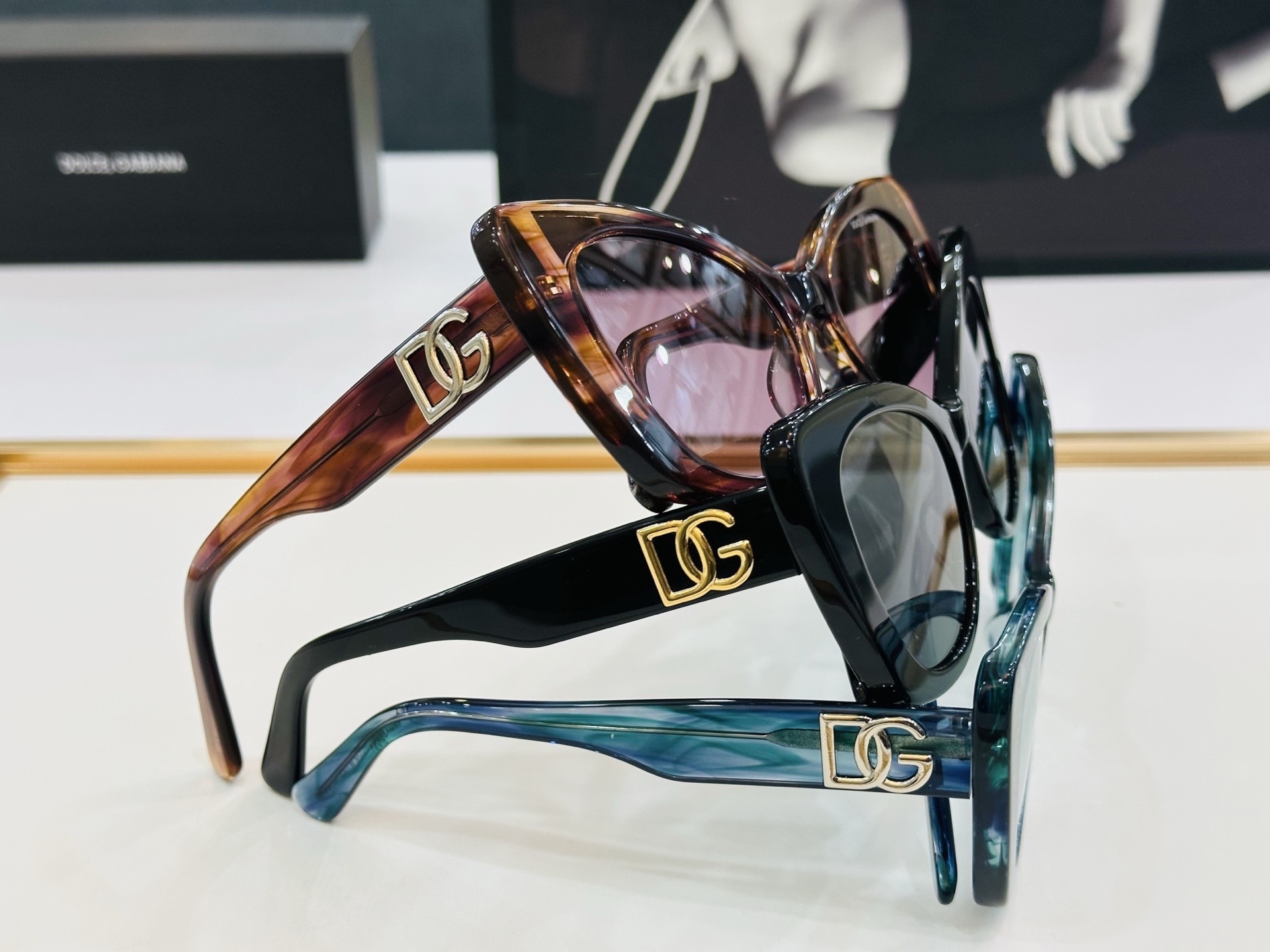 🆕 官网款 🔺DOLCE&GABBAN*🔻DG4405  Size：53口20-140 新颖独特🔝🔝b美