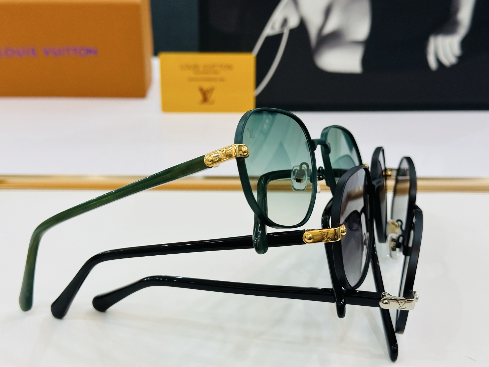路易家 🎩Z2046U Size：57口17-145 充满活力的 展现独特个性🌟展现大气的你 b高品质 