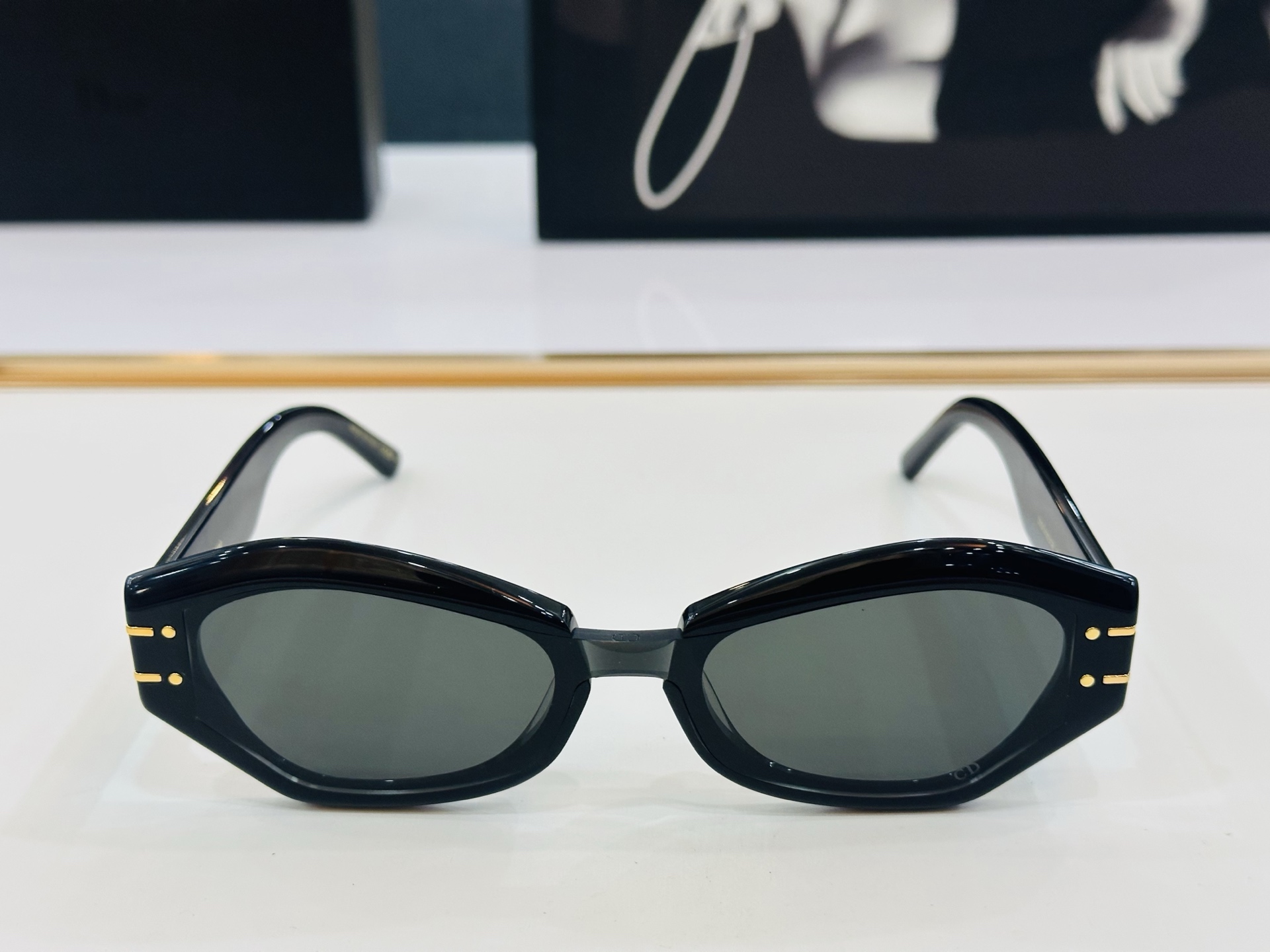 🔻🔻🔻DIO* DSGTA30UCR 迪家 Size：53口21-145春夏款墨镜 😎🔆🔥🔥搭配镜腿精致