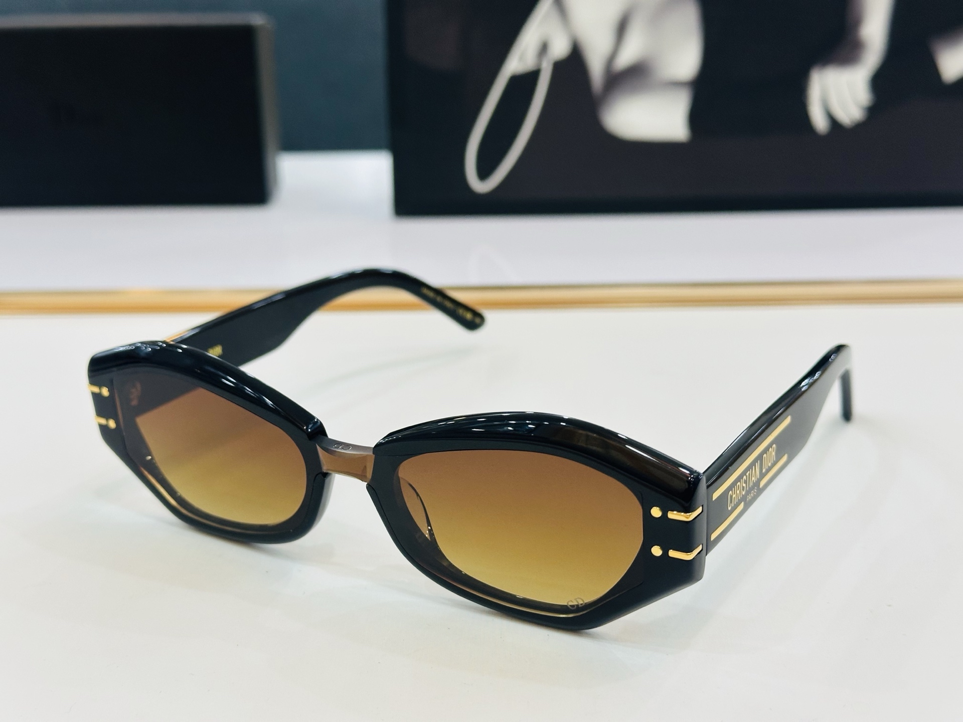 🔻🔻🔻DIO* DSGTA30UCR 迪家 Size：53口21-145春夏款墨镜 😎🔆🔥🔥搭配镜腿精致