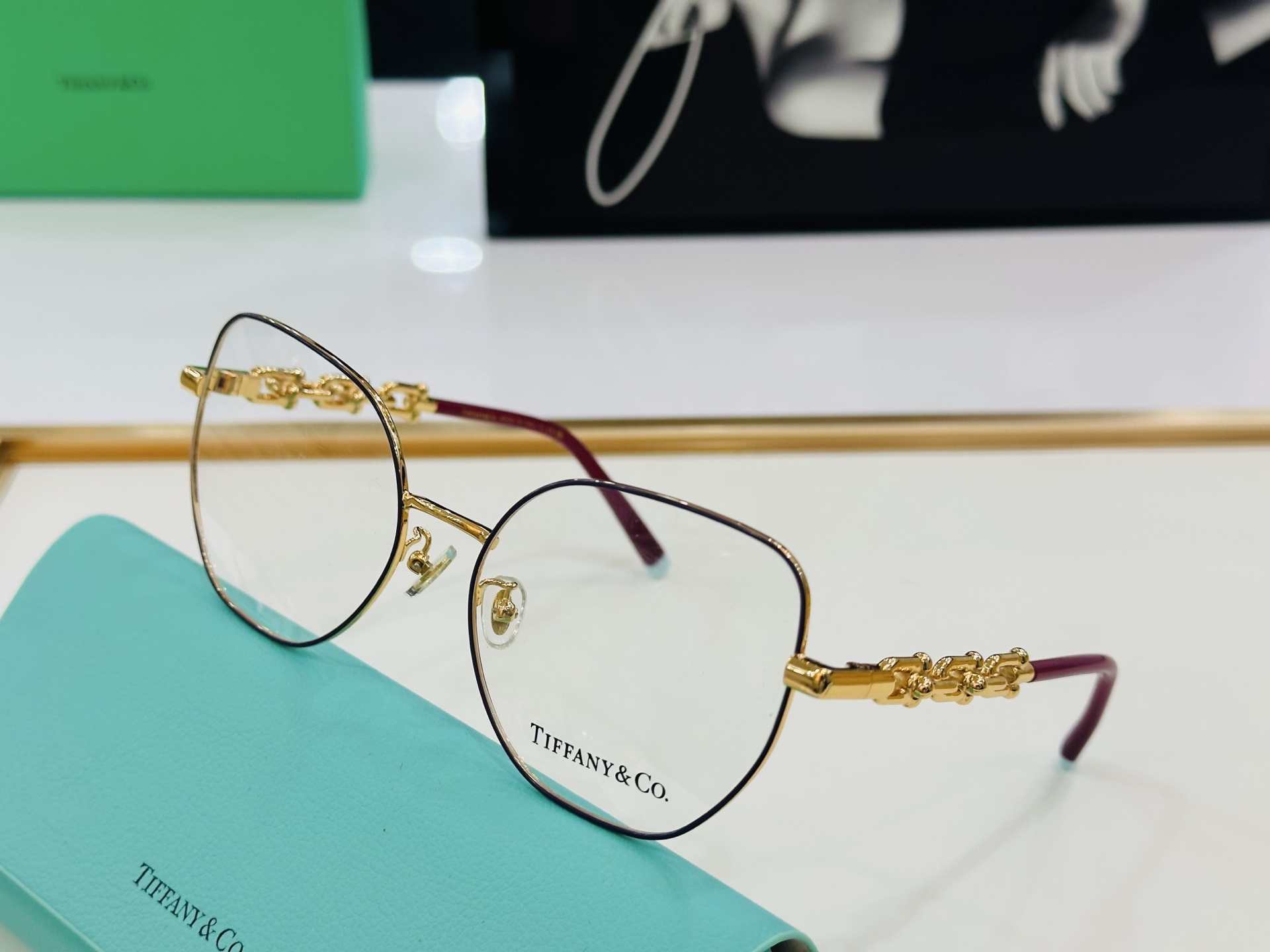 蒂芙家 Tiffany & CO. TF1147 Size：57口17-145  时尚太阳镜架 👍b多色