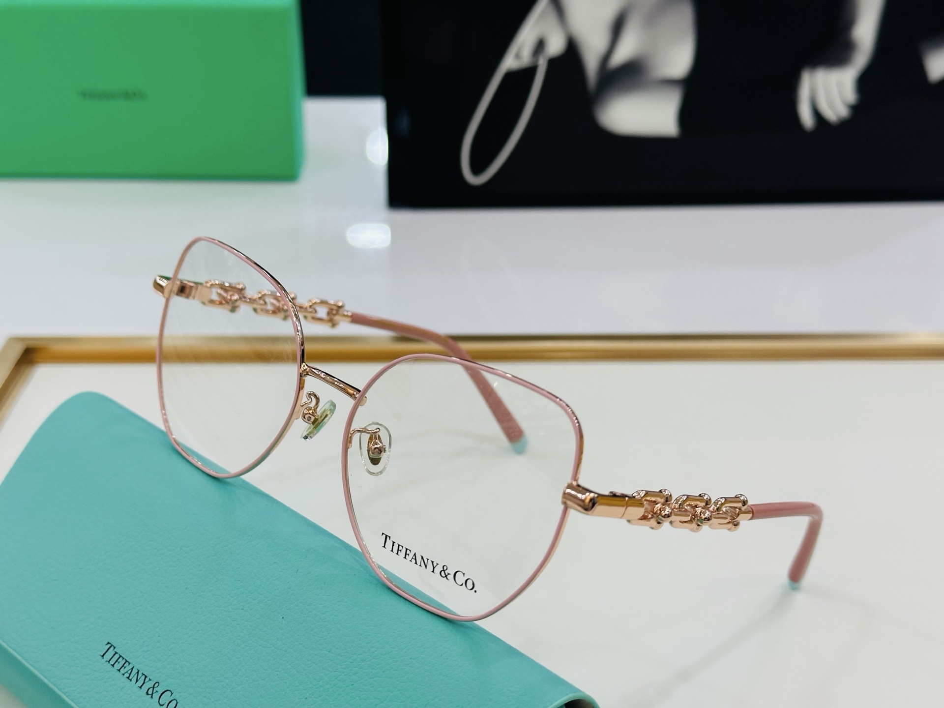蒂芙家 Tiffany & CO. TF1147 Size：57口17-145  时尚太阳镜架 👍b多色