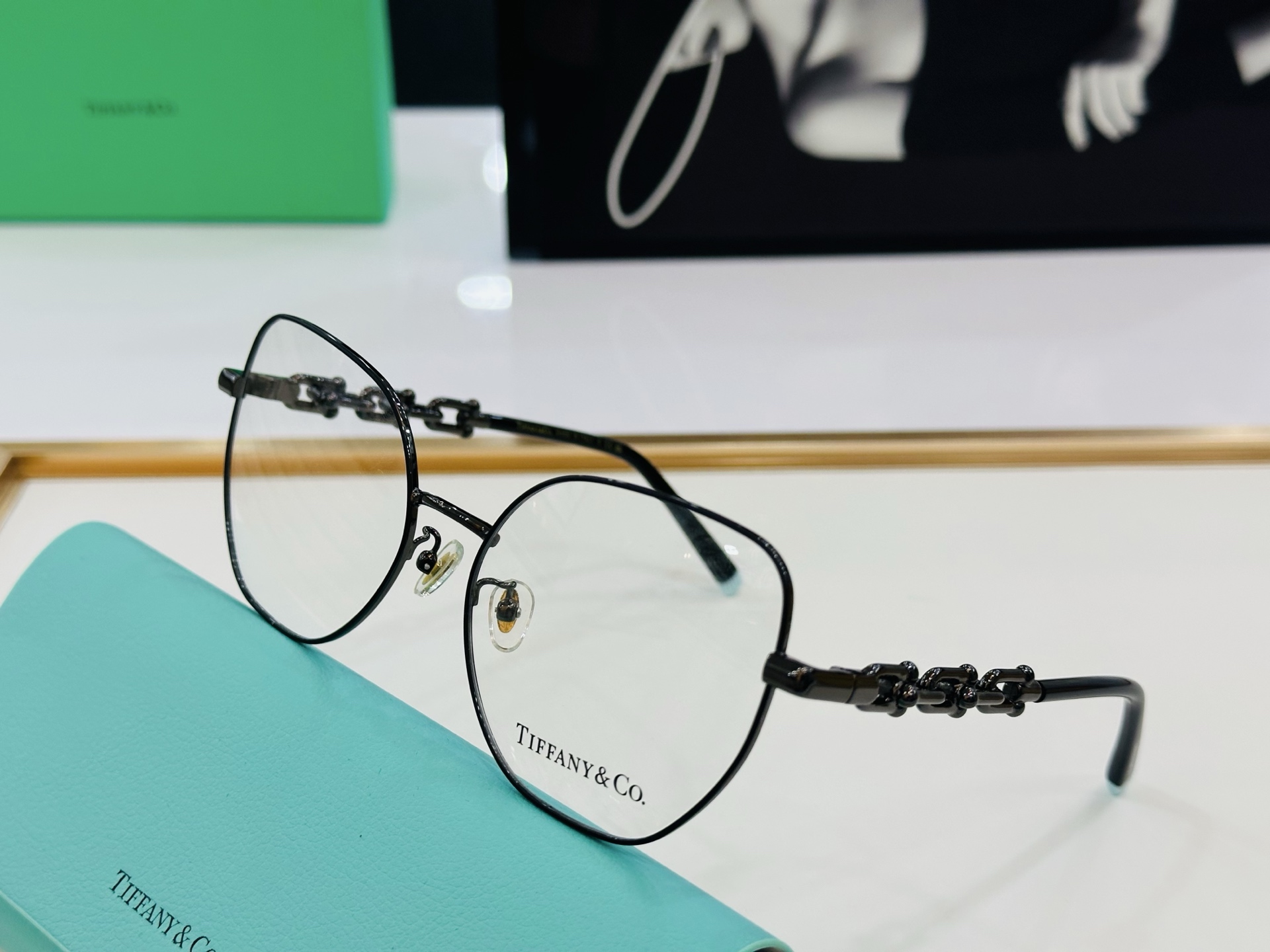 蒂芙家 Tiffany & CO. TF1147 Size：57口17-145  时尚太阳镜架 👍b多色