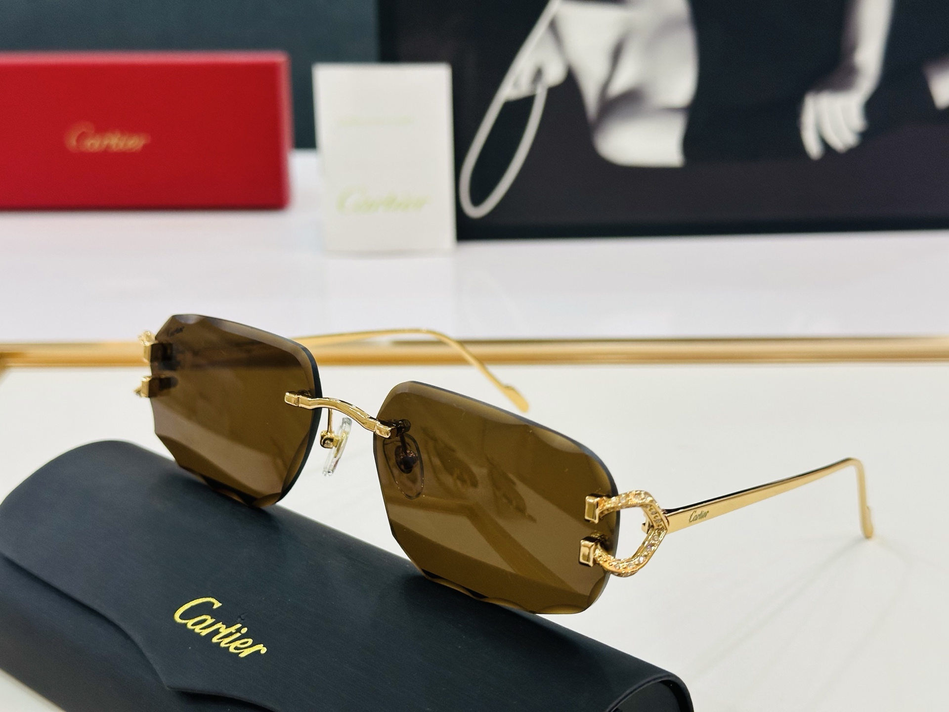 🆕 原版Cartie* 卡家 太阳镜 CT0574S Size：57口18-140 电镀工艺精湛大牌品 