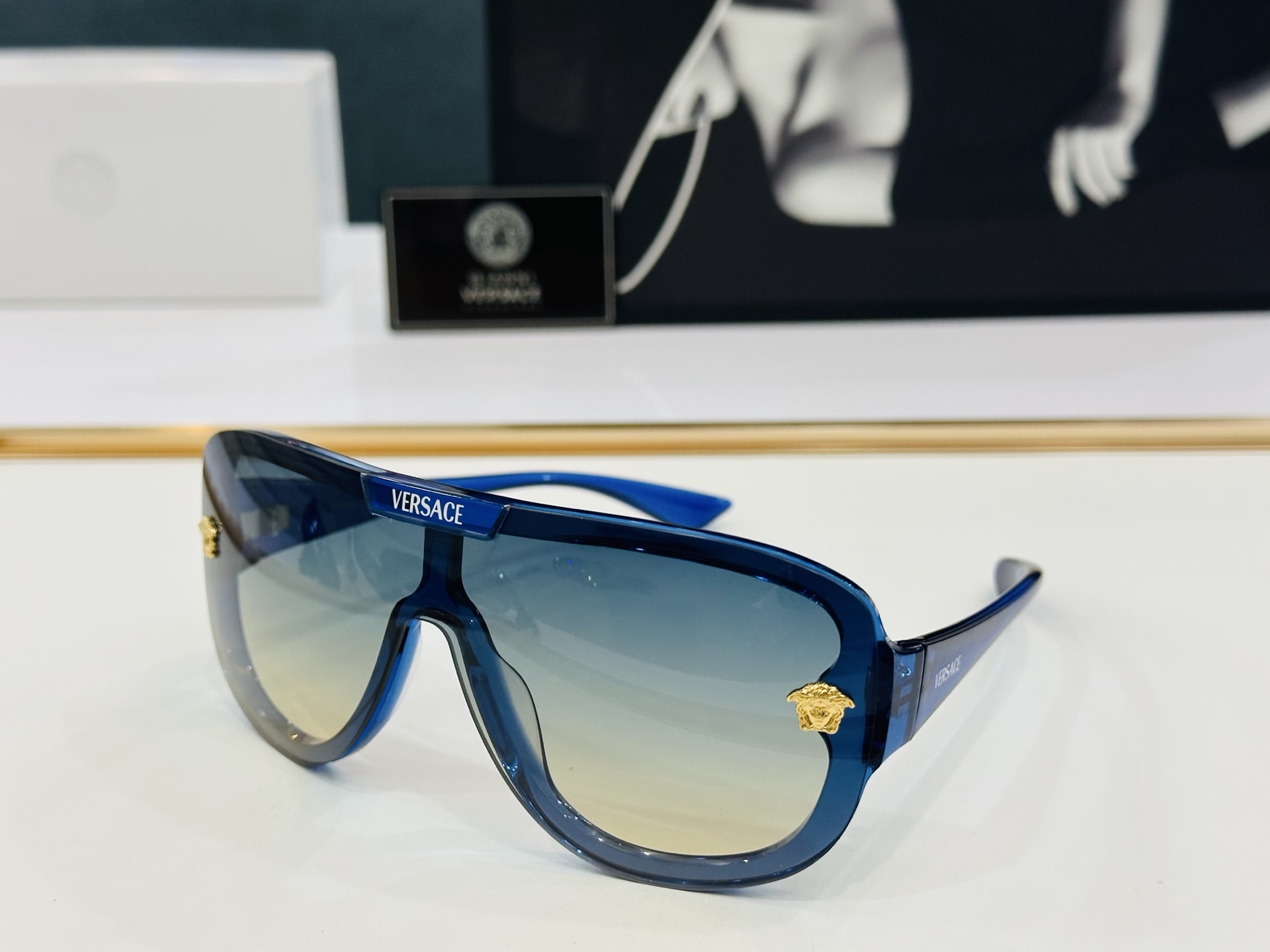❤️❤️范思家 VERSACE✨✨✨MODEL：VE6561 Size：147口0-125 ✨b有范 