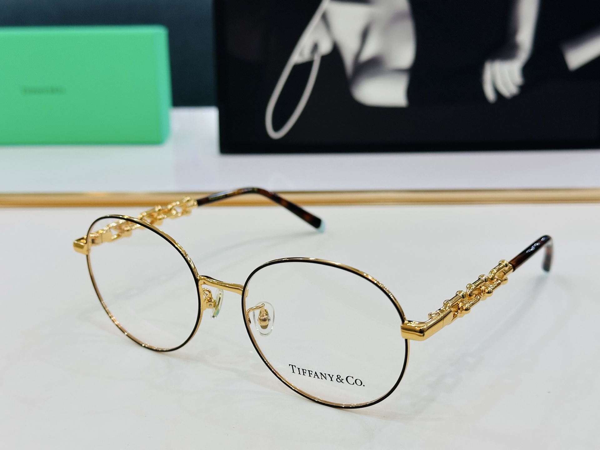 蒂芙家 Tiffany & CO. TF1148D Size：56口18-145  时尚太阳镜架 👍b多