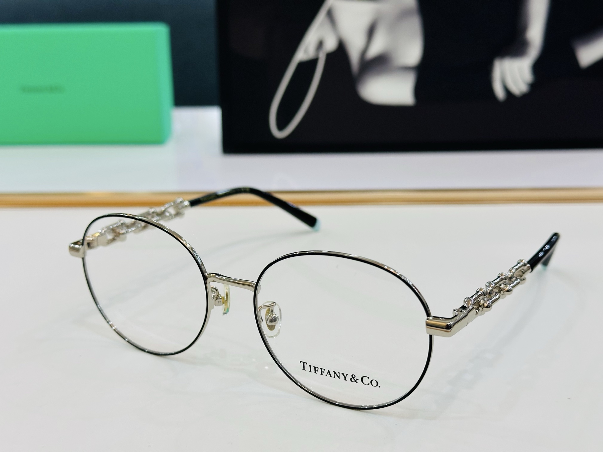 蒂芙家 Tiffany & CO. TF1148D Size：56口18-145  时尚太阳镜架 👍b多