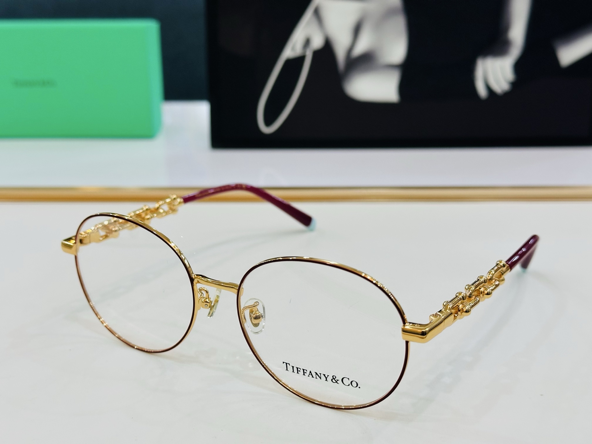 蒂芙家 Tiffany & CO. TF1148D Size：56口18-145  时尚太阳镜架 👍b多