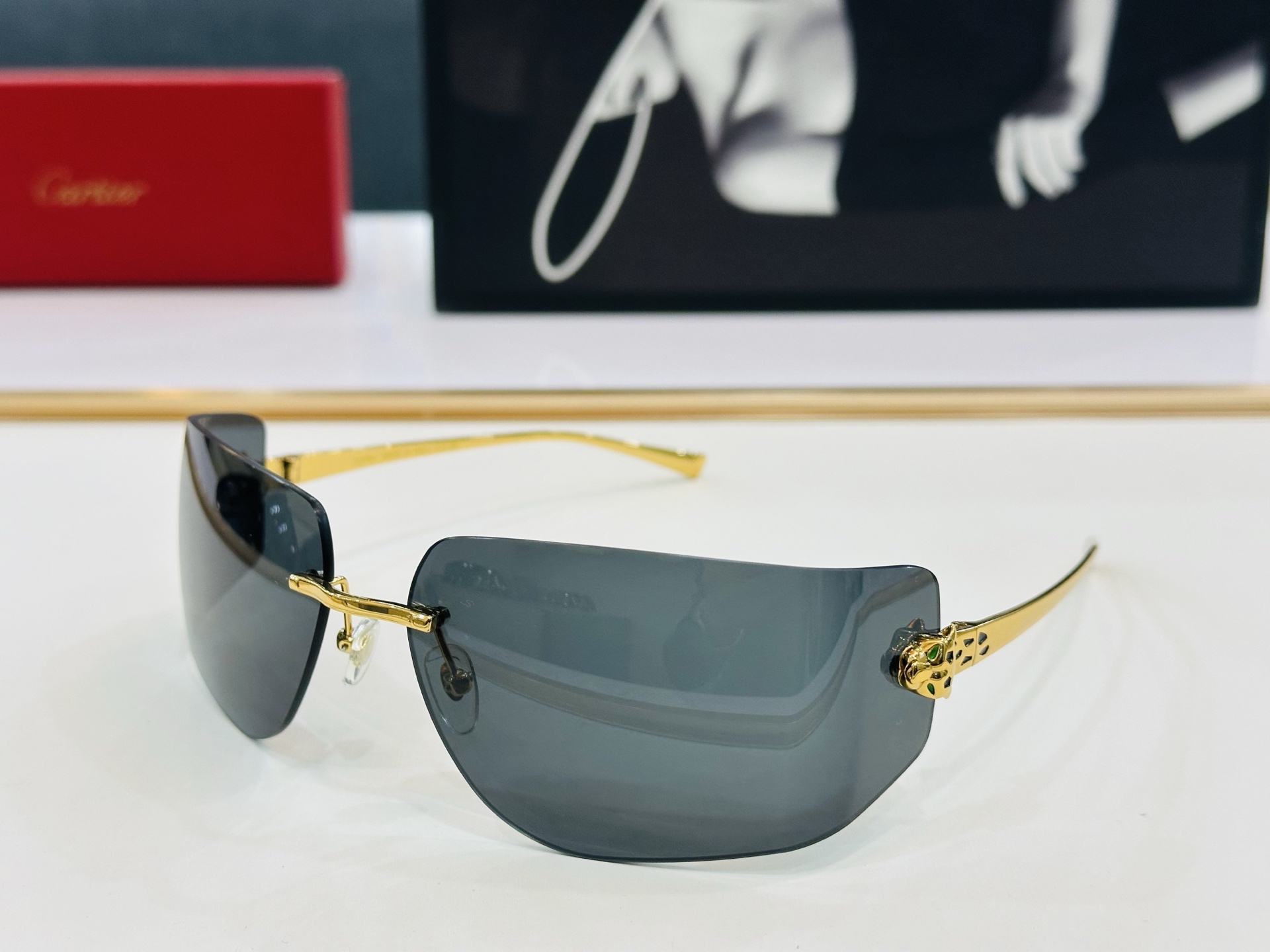 🆕 原版Cartie* 卡家 官网经典款 太阳镜 CT0268S Size：64口15-115 电镀工艺