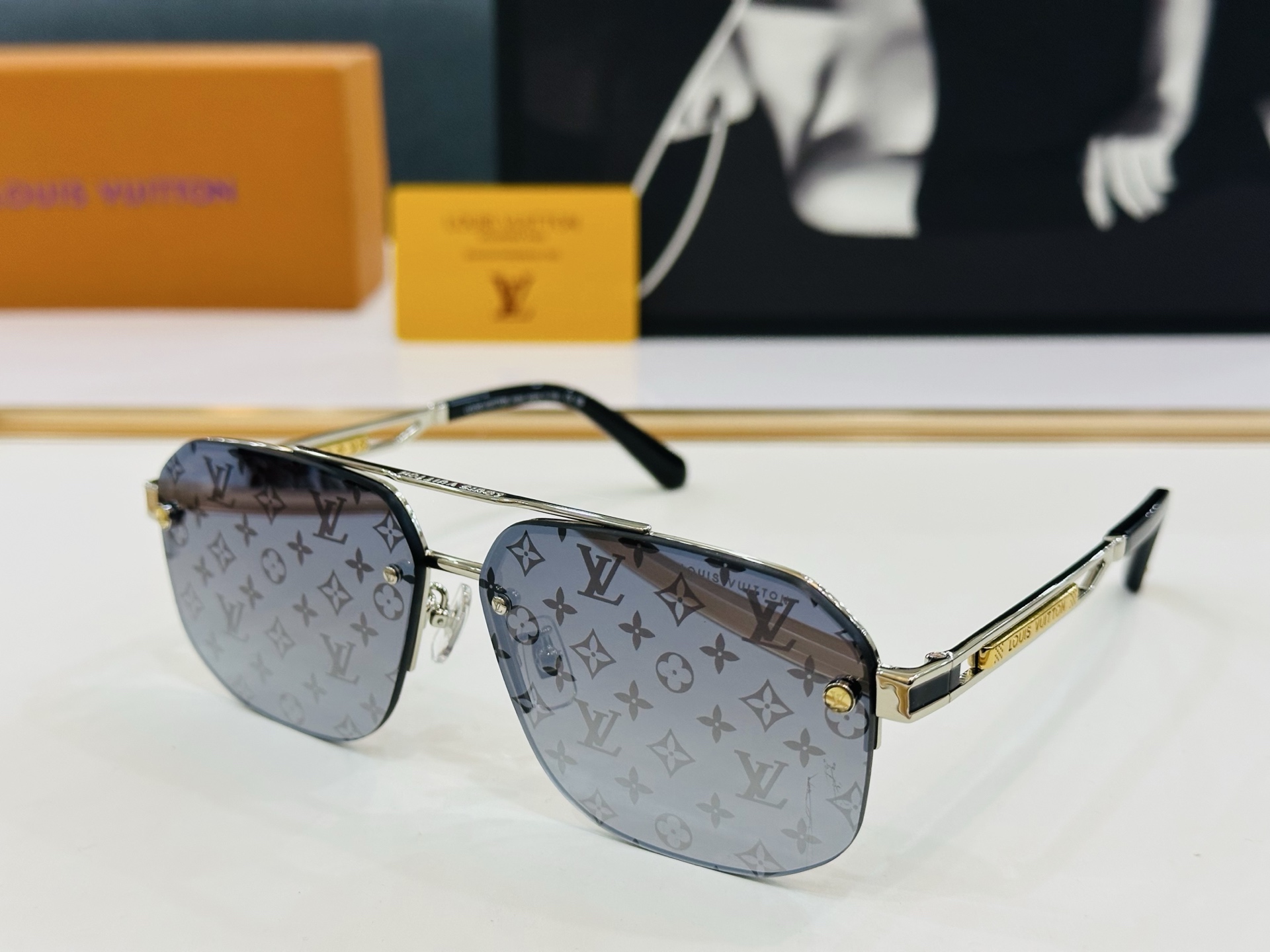 路易家 🎩Z1305  Size：62口13-145 充满活力的 展现独特个性🌟展现大气的你 q高品质 