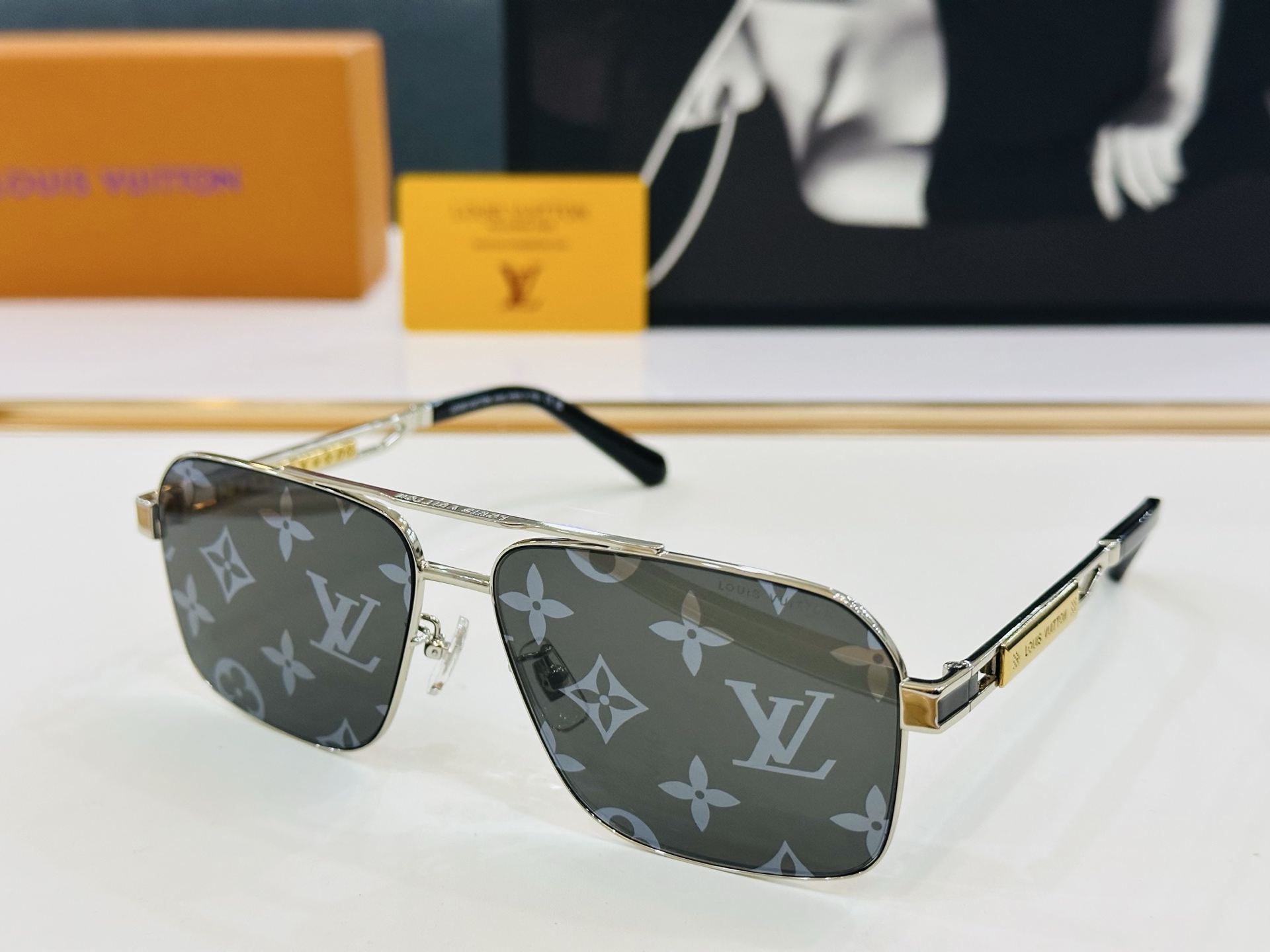路易家 🎩Z1303 Size：61口14-145 充满活力的 展现独特个性🌟展现大气的你 q高品质 👍