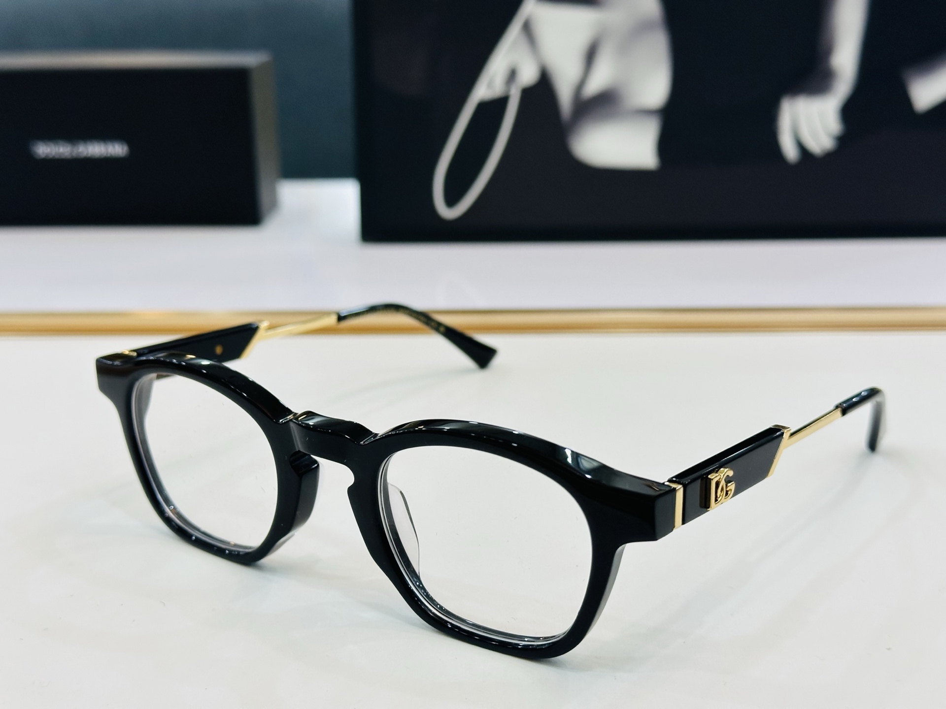 DOLCE&GABBANA* 杜家 DG2618 size：47口26-145  质量杠杠的 👍喜欢的快
