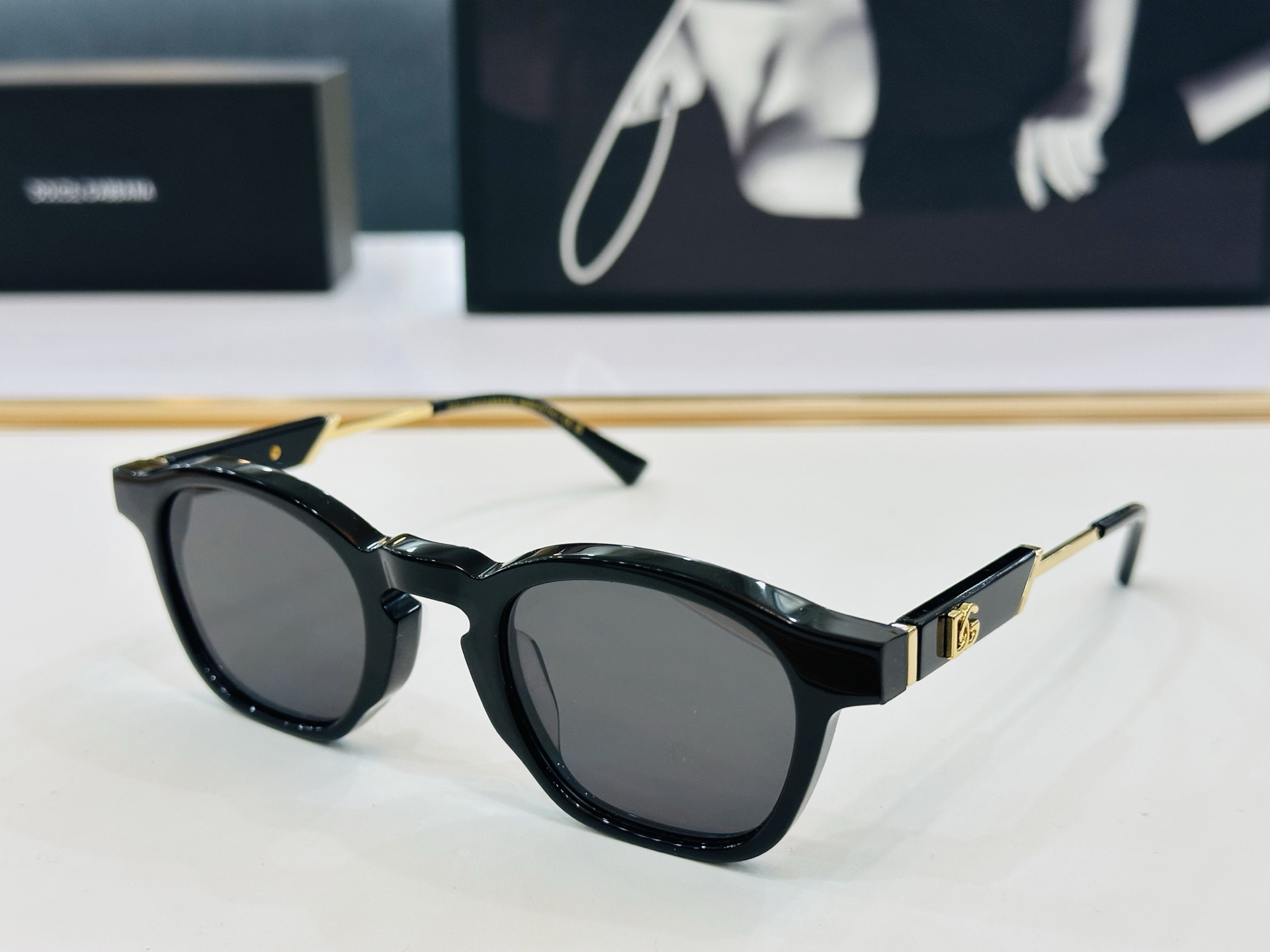 DOLCE&GABBANA* 杜家 DG2618 size：47口26-145  质量杠杠的 👍喜欢的快