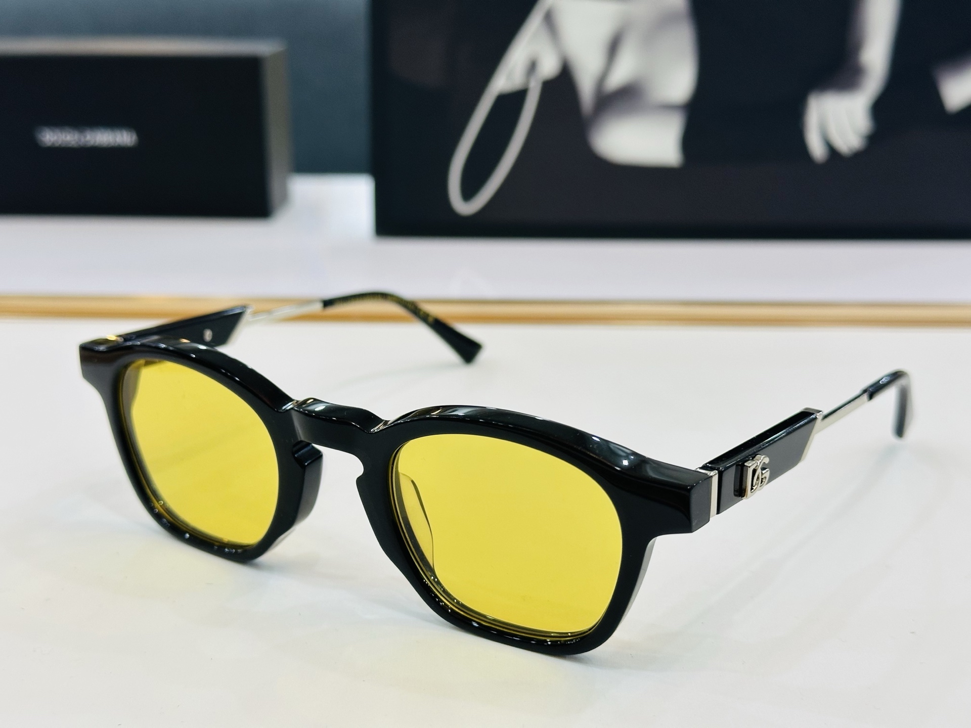DOLCE&GABBANA* 杜家 DG2618 size：47口26-145  质量杠杠的 👍喜欢的快