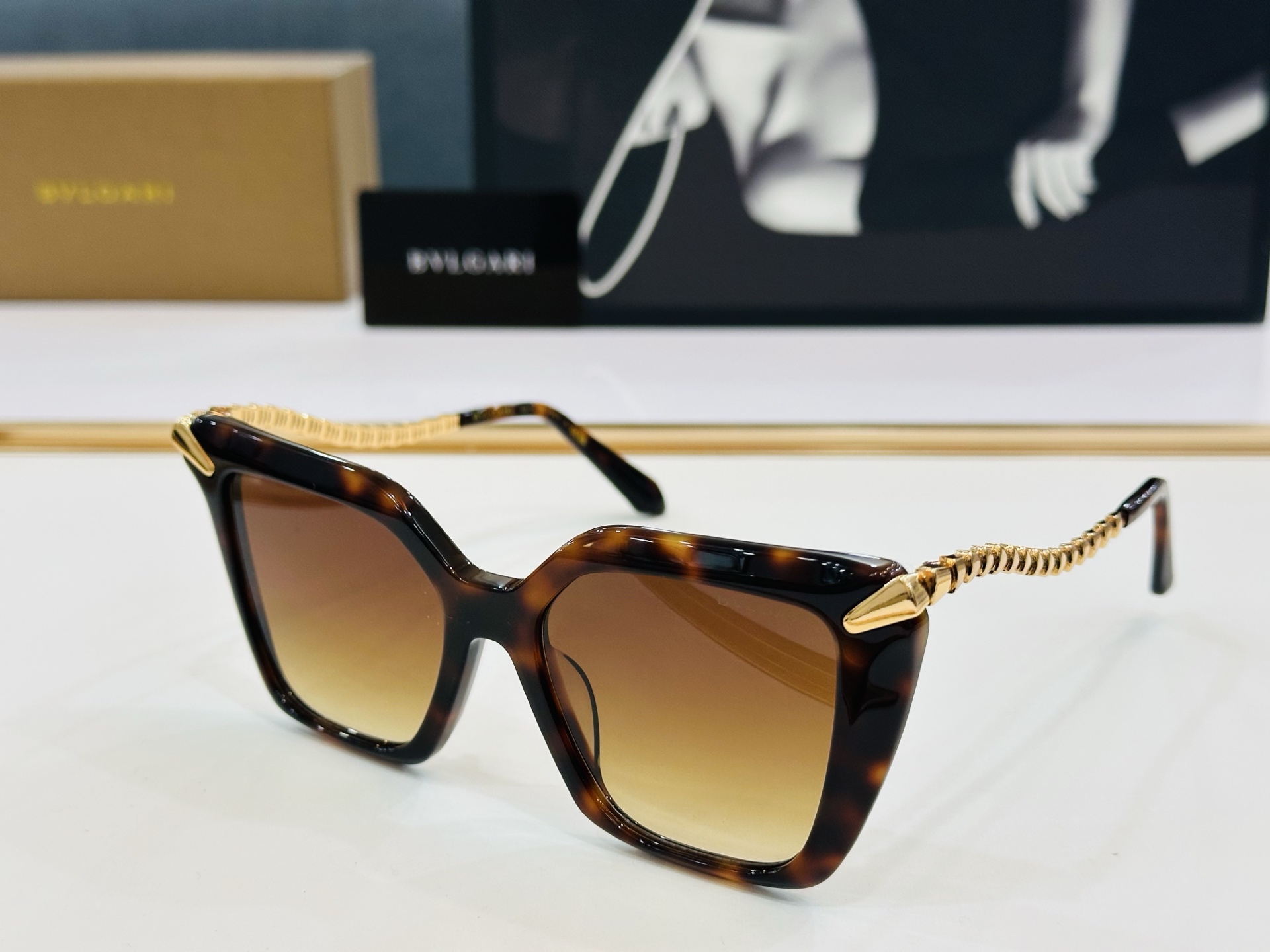 🆕款 官网同售 宝格家 BV40002 👍 Size ：53口18-145  绝对要买😎品质非常完美 X