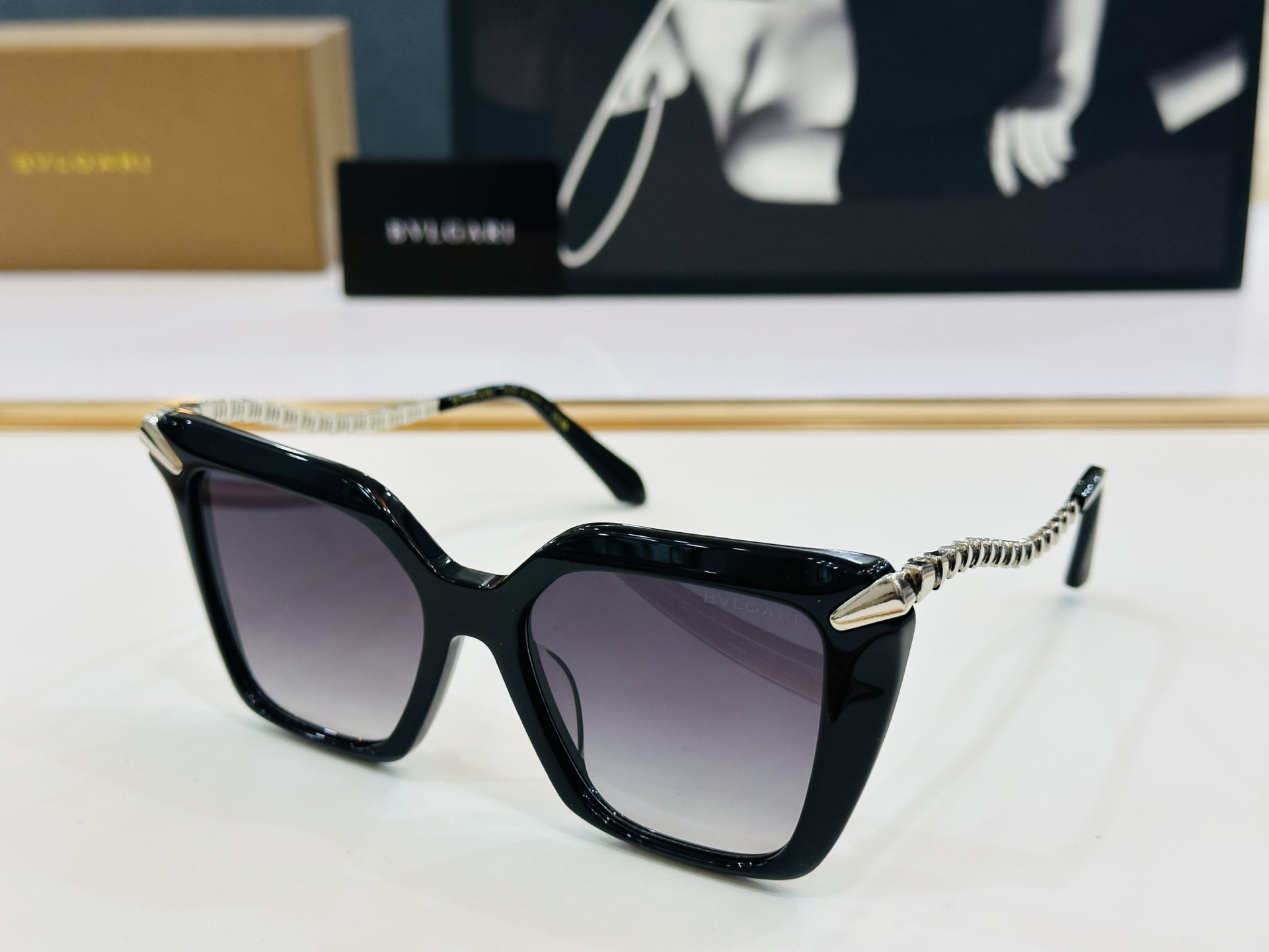 🆕款 官网同售 宝格家 BV40002 👍 Size ：53口18-145  绝对要买😎品质非常完美 X