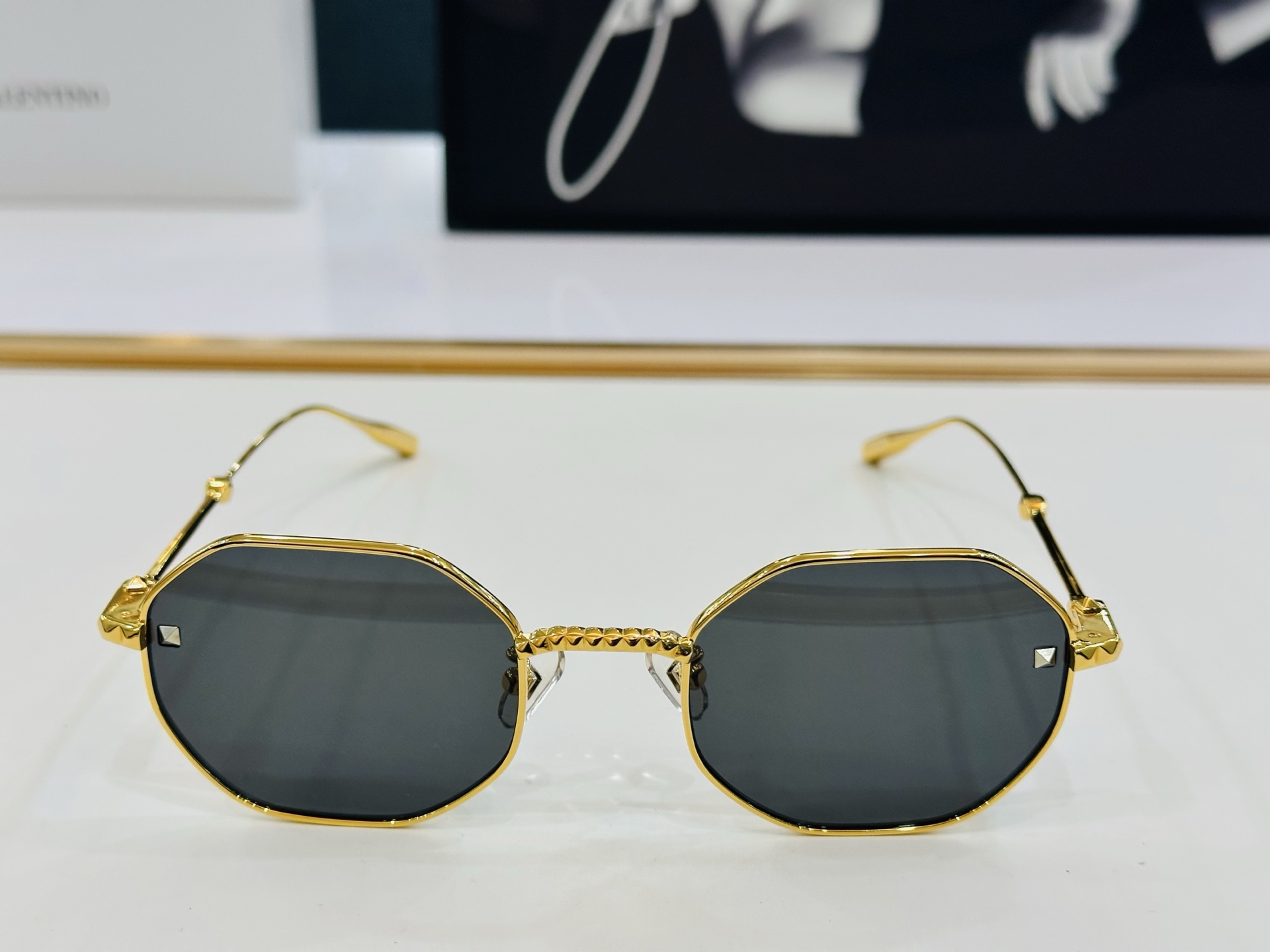 新款VALENYIN* 华伦天奴 VLS-122A Size：52口23-142 🔝🔝采用时下最流行片色