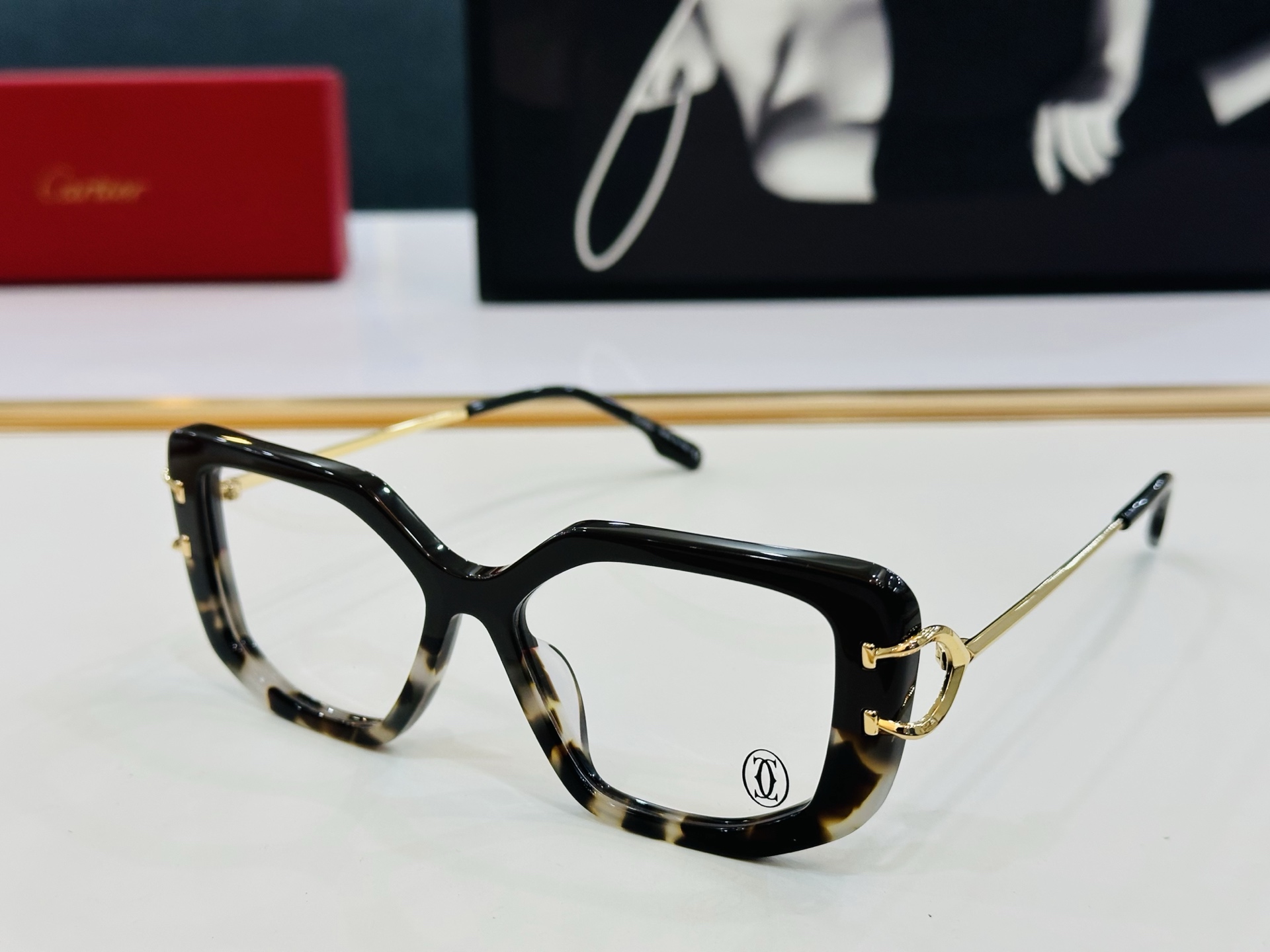 Cartier-卡家 ✨CT0531S  Size：54口19-145 不挑脸型 简约大气 时尚休闲 👌