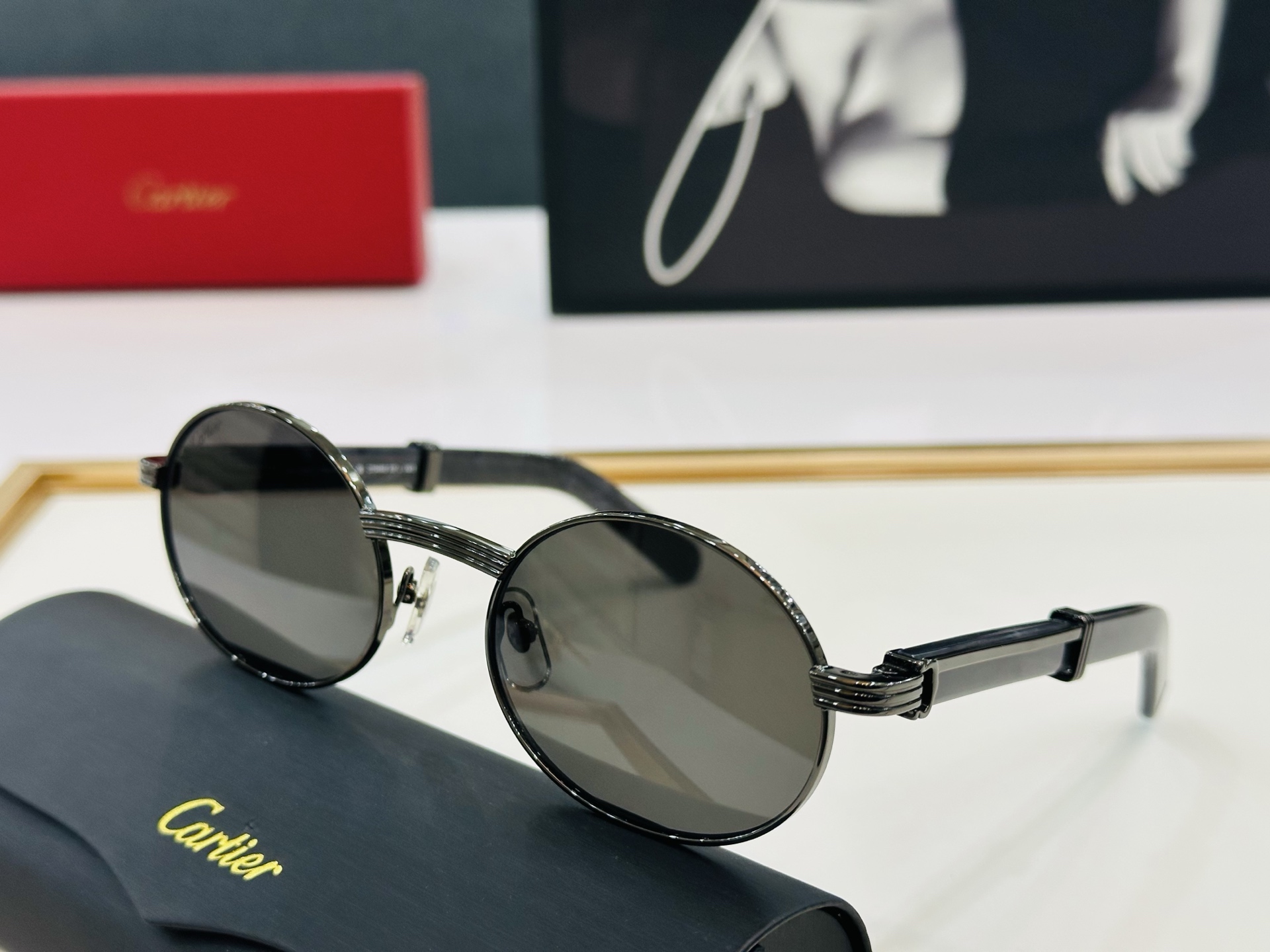 Cartie* 卡家 太阳镜 CT0464S Size：57口18-145 电镀工艺精湛气质十足！CC男