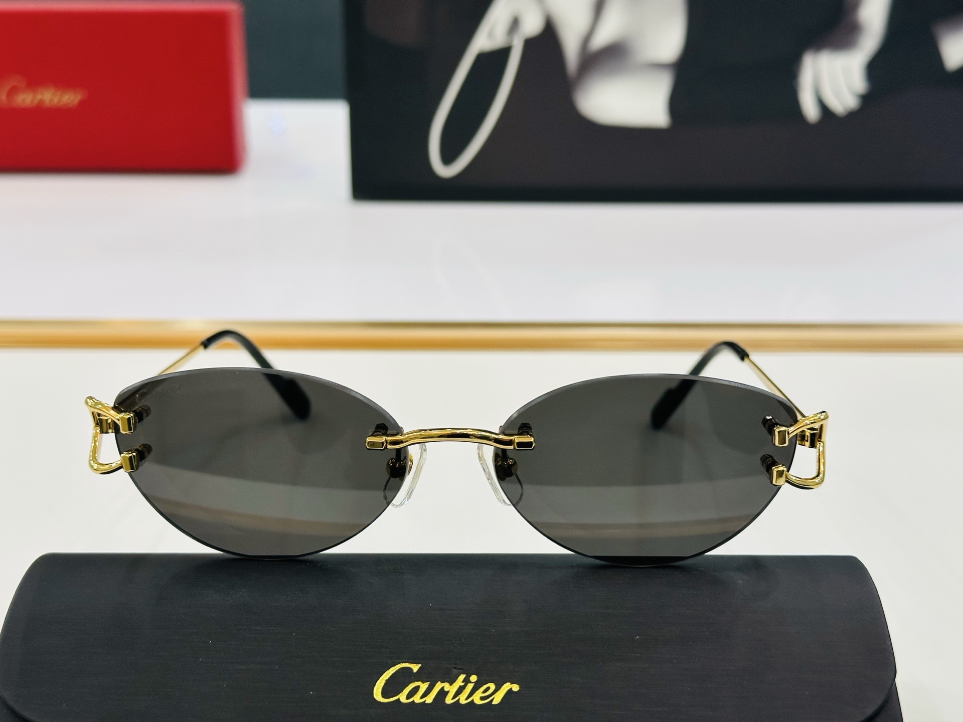 🆕 原版Cartie* 卡家 官网经典款 太阳镜 CT0487O Size：57口16-140电镀工艺精