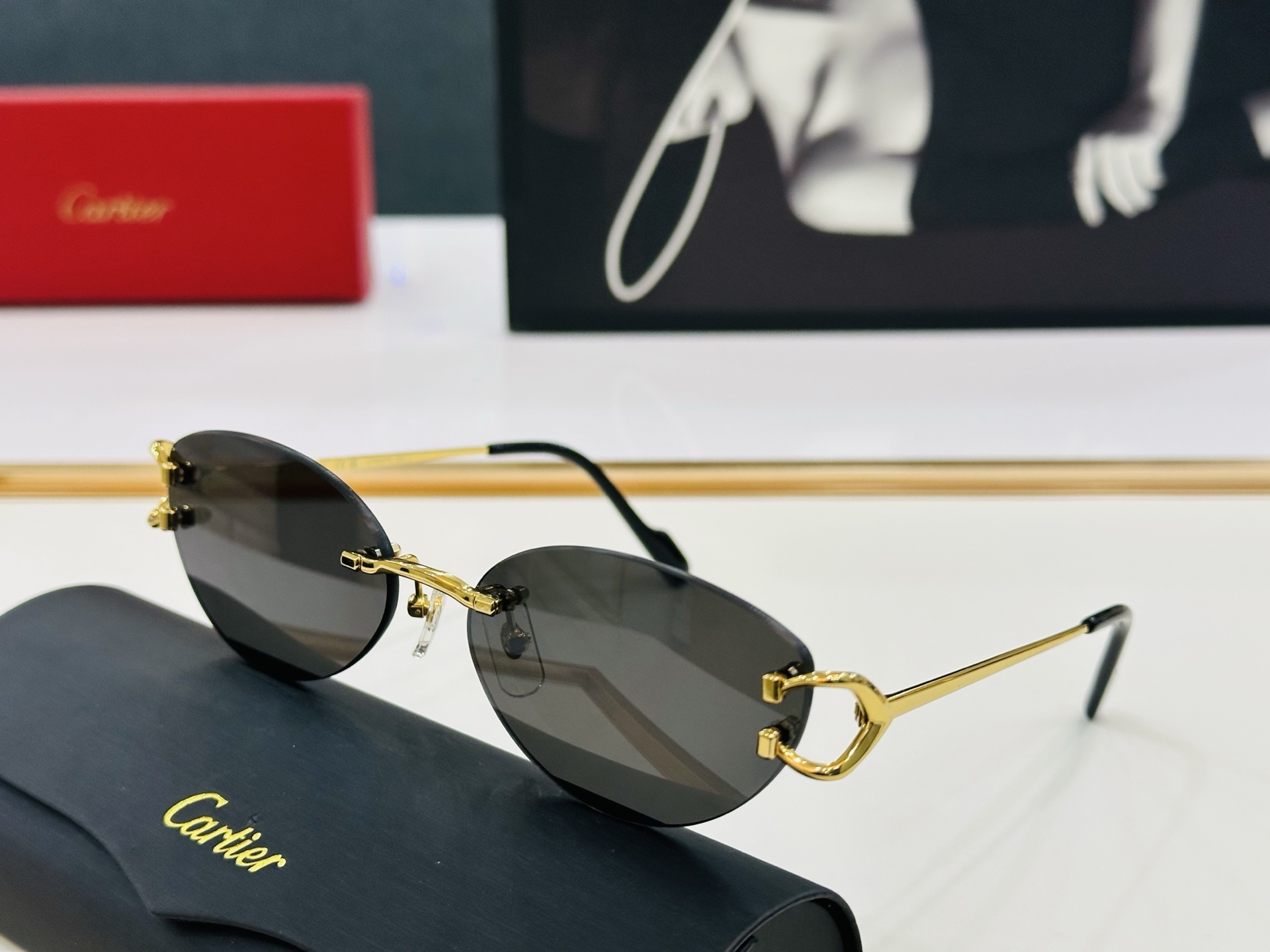 🆕 原版Cartie* 卡家 官网经典款 太阳镜 CT0487O Size：57口16-140电镀工艺精