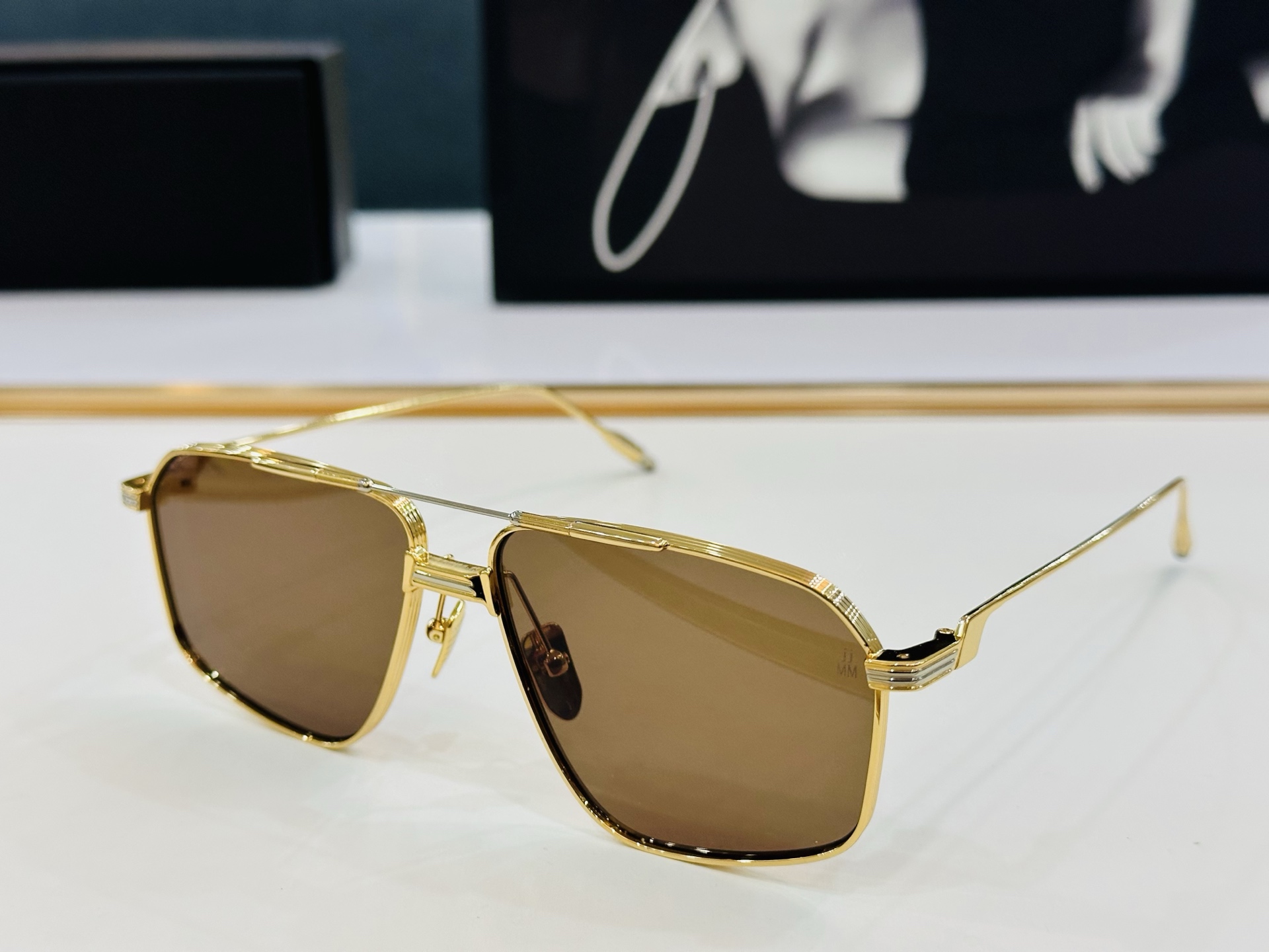 JACQUES MARIE JAGGER 日本手工眼镜 镜框採用上板材打造出  SIZE：51口23-1