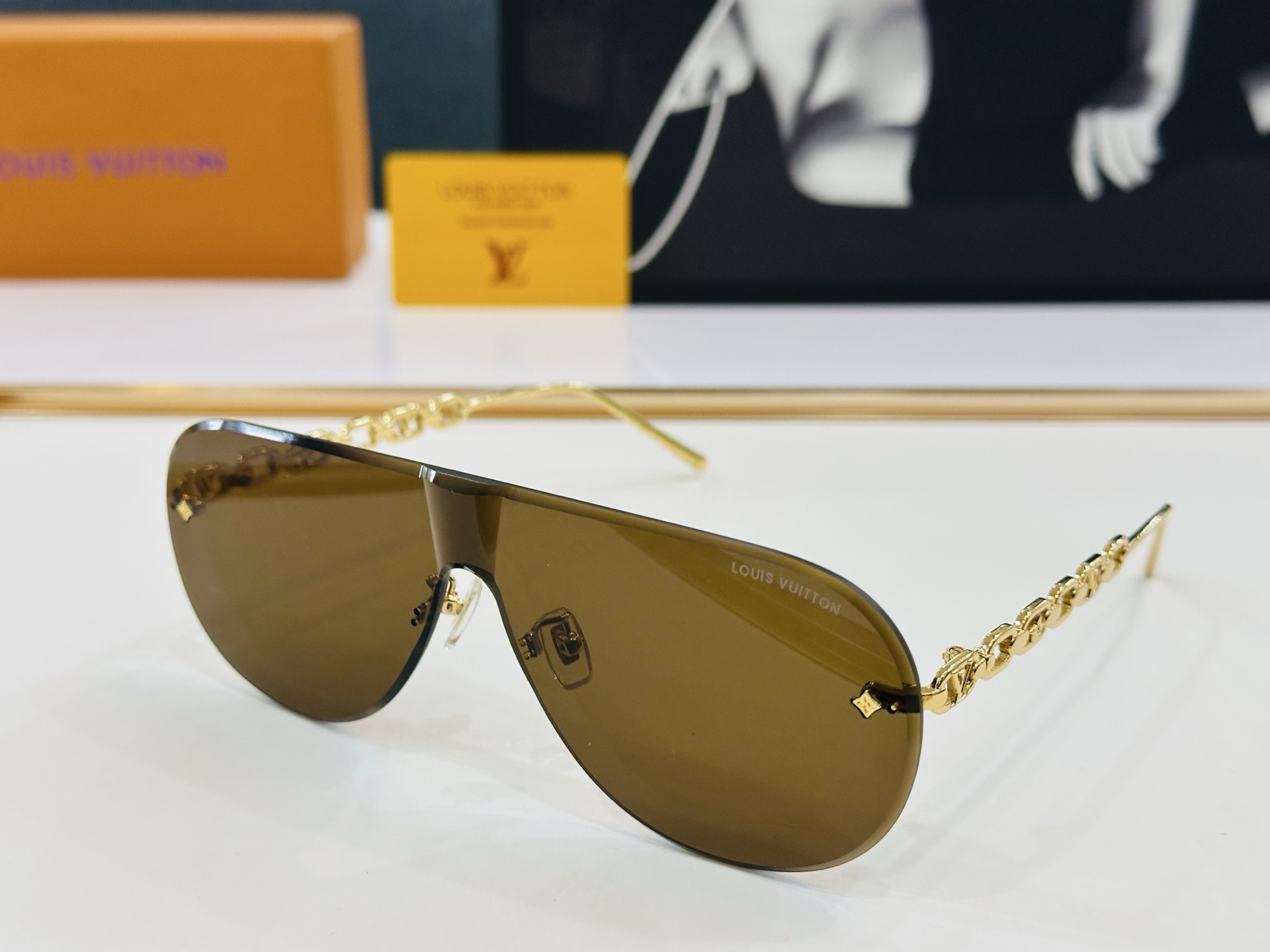 路易家 🎩Z2032U Size：146口0-137 充满活力的 展现独特个性🌟展现大气的你 G高品质 