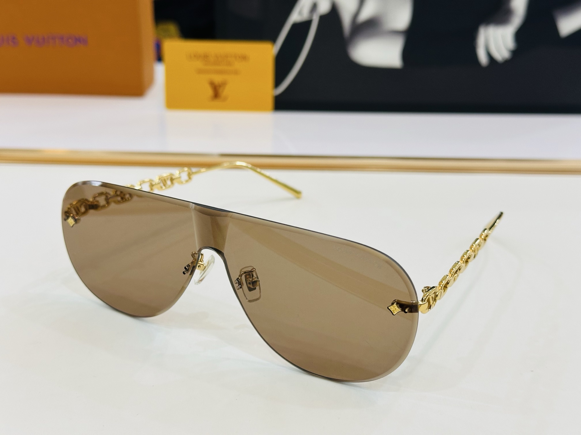 路易家 🎩Z2032U Size：146口0-137 充满活力的 展现独特个性🌟展现大气的你 G高品质 
