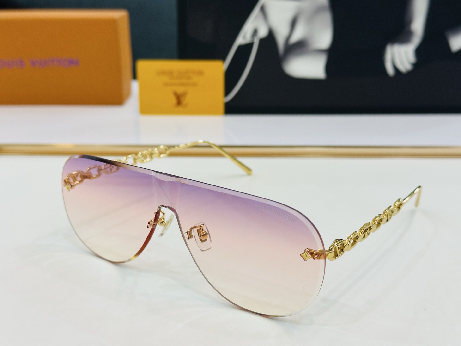 路易家 🎩Z2032U Size：146口0-137 充满活力的 展现独特个性🌟展现大气的你 G高品质 