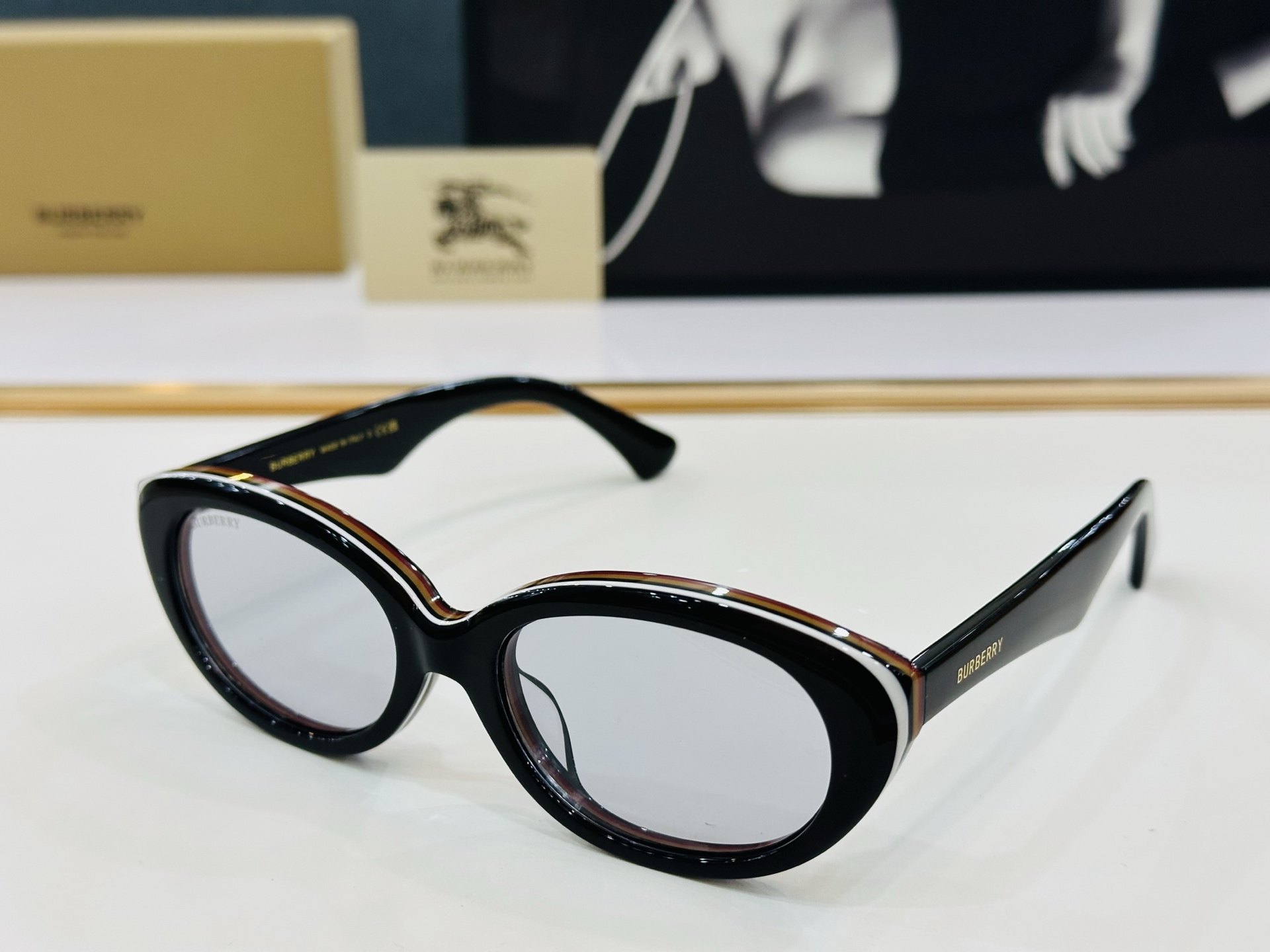 高品质✨BURBERR*✨ 巴家 BE6016  Size：54口20-145 女款太阳眼镜得意🌲🌲 b